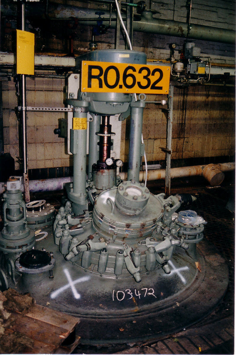 IPP# 103472, 4,000 L (1,057 gallons)  Glasslined Batch-Type Agitated Reactor For Sale