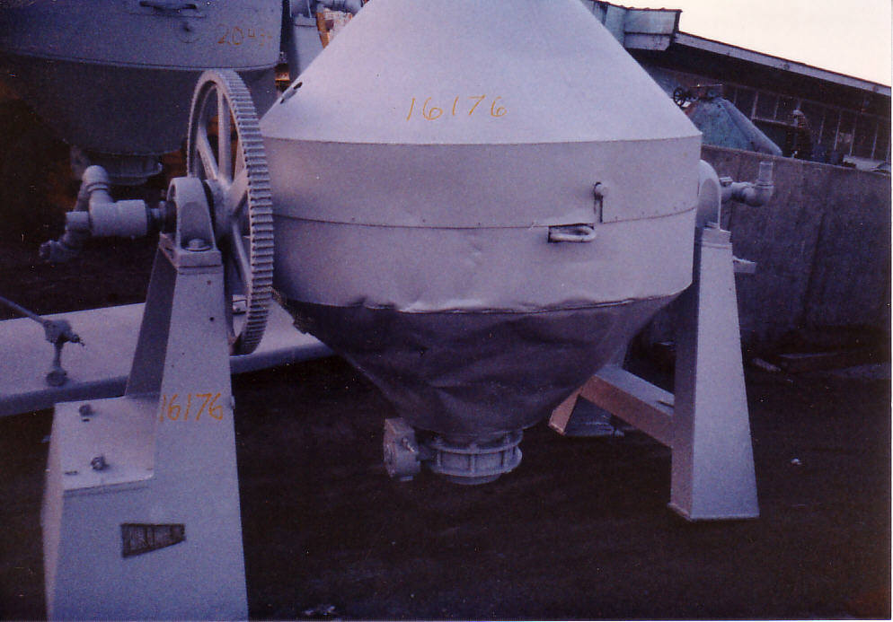 IPP# 16176, 0.71 m3 (25 ft3)  Stainless Steel 304  Dryer-Twin Shell & Double Cone For Sale