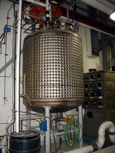 IPP# 205799, 3,785 L (1,000 gallons)  Stainless Steel 316 Batch-Type Agitated Reactor For Sale