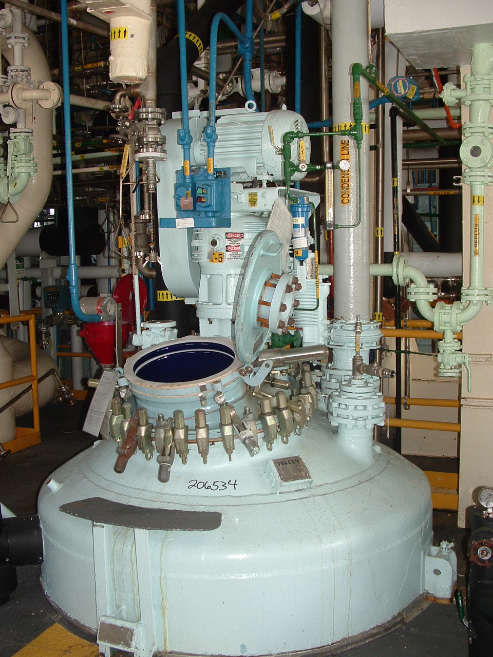 IPP# 206534, 3,785 L (1,000 gallons)  Glasslined Batch-Type Agitated Reactor For Sale