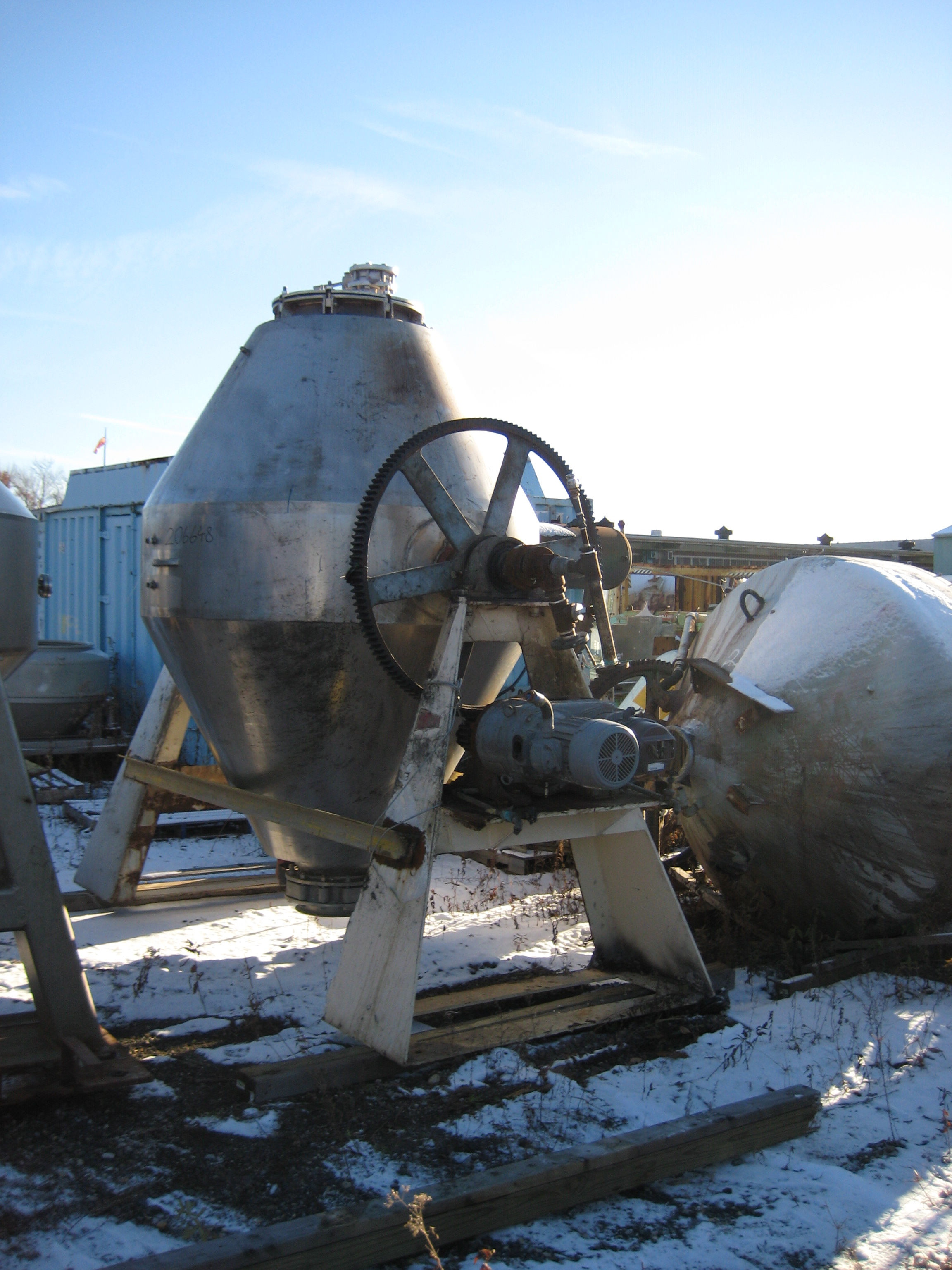 IPP# 206648, 2.8 m3 (100 ft3)  Stainless Steel 316  Dryer-Twin Shell & Double Cone For Sale