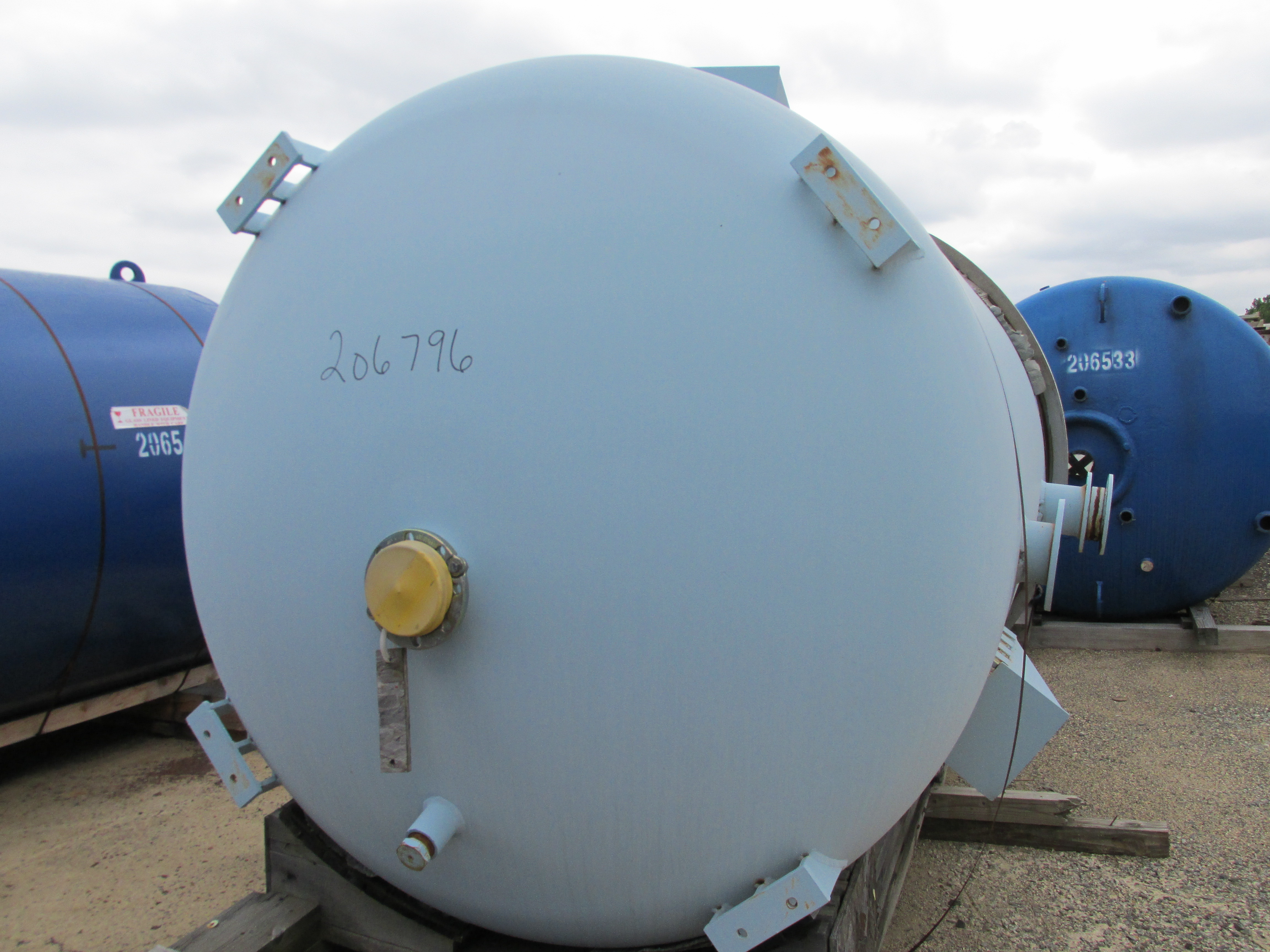 IPP# 206796, 7,571 L (2,000 gallons) Unused Glasslined Batch-Type Agitated Reactor For Sale