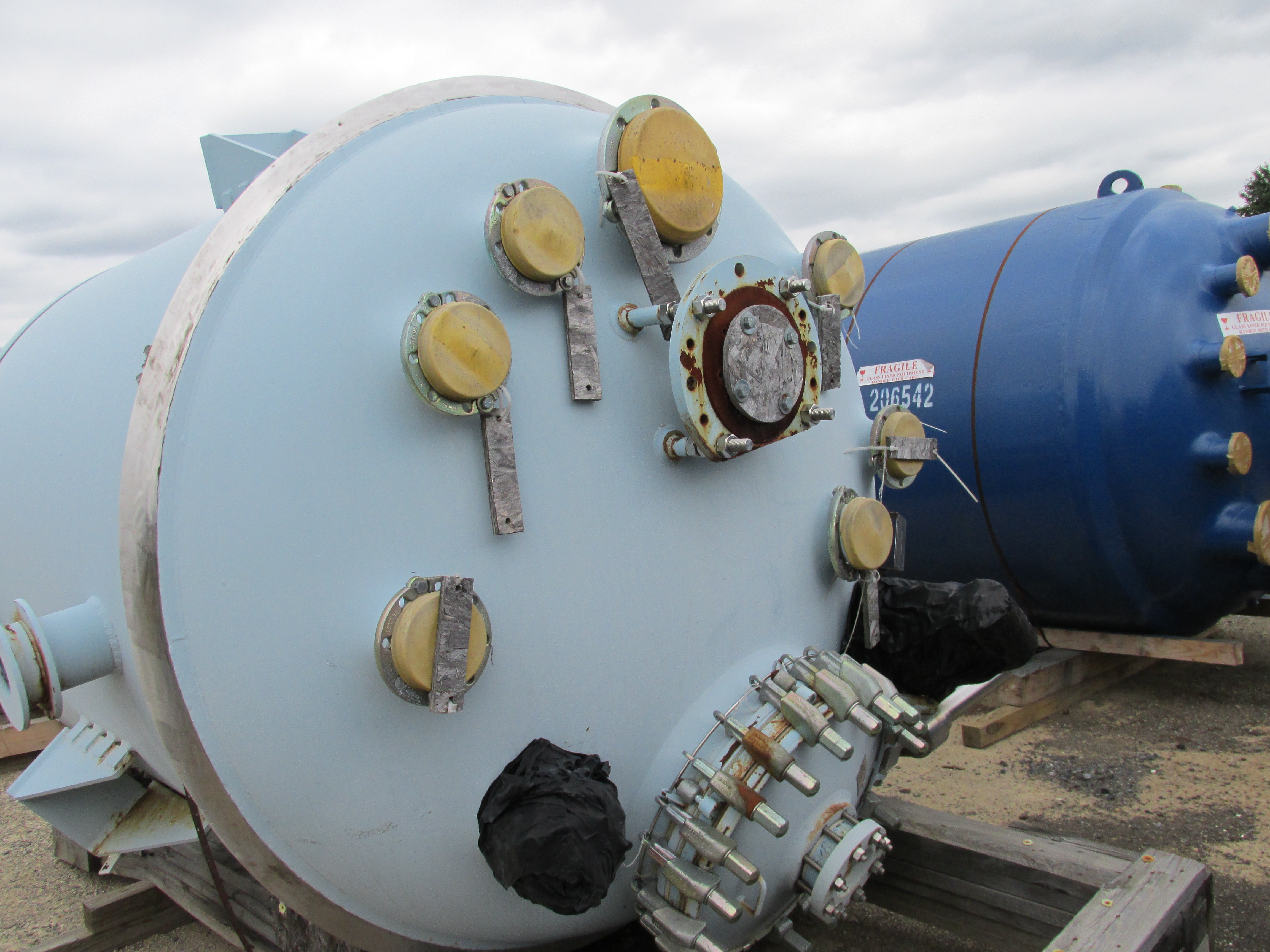 IPP# 206796, 7,571 L (2,000 gallons) Unused Glasslined Batch-Type Agitated Reactor For Sale