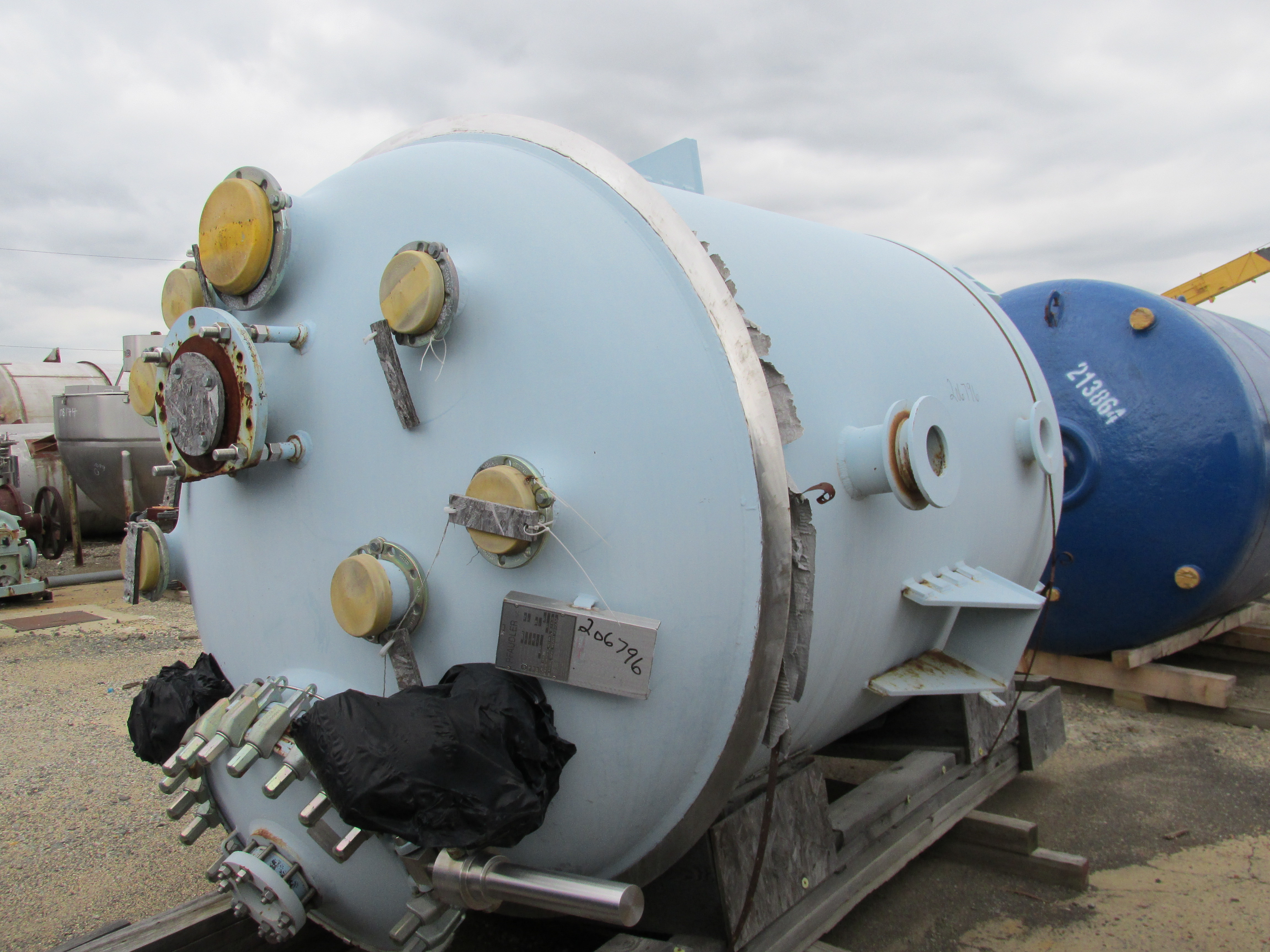 IPP# 206796, 7,571 L (2,000 gallons) Unused Glasslined Batch-Type Agitated Reactor For Sale