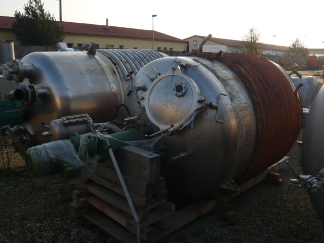 IPP# 207122, 2,400 L (634 gallons)  Stainless Steel 317 Batch-Type Agitated Reactor For Sale