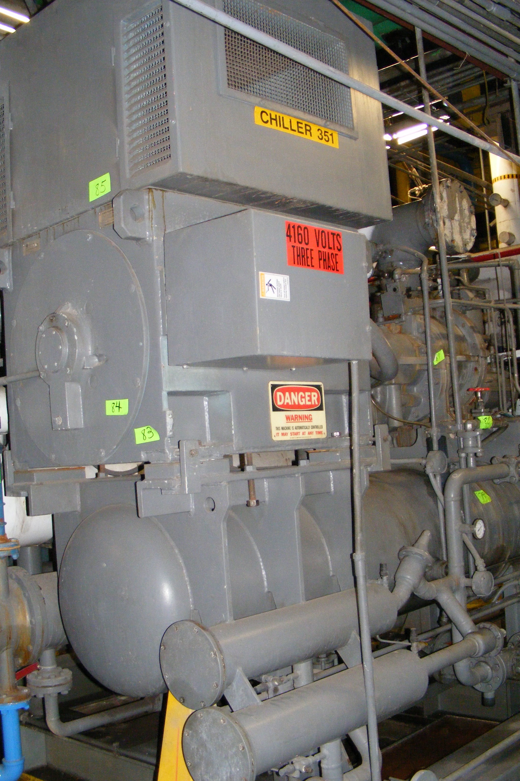 IPP# 207433, 377,994 kcal/h (125 Ref. Ton)   Low Temp Chiller For Sale