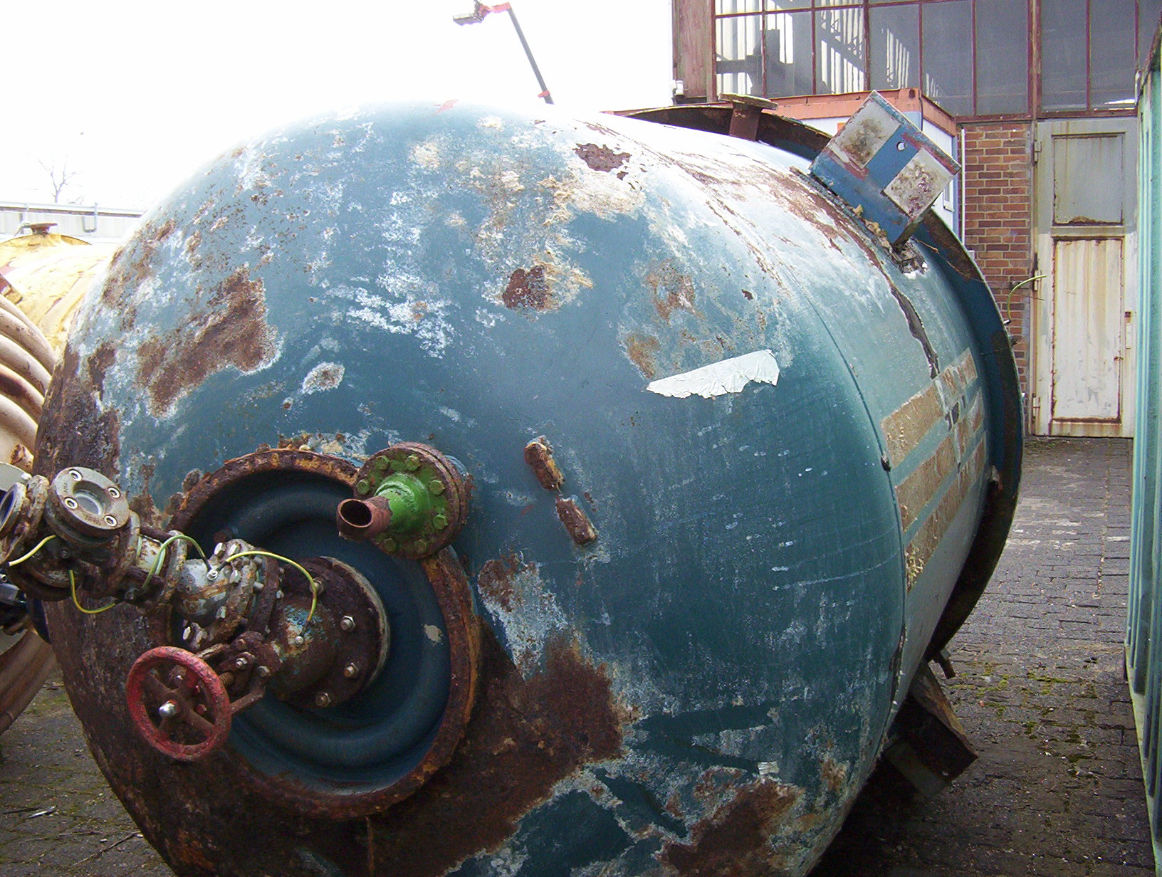 IPP# 208214, 7,565 L (1,998 gallons)  Glasslined Batch-Type Agitated Reactor For Sale