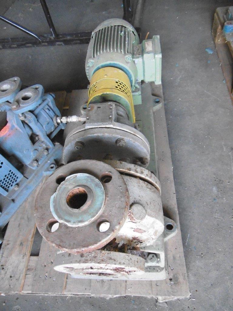 IPP# 208302, 10 m3/h (44 GPM)  Carbon Steel Centrifugal Pump For Sale