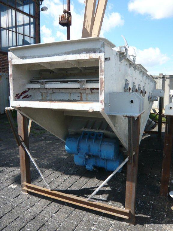 IPP# 208480, 1,000 mm (39.4 in)  Carbon Steel Separators  Screener For Sale