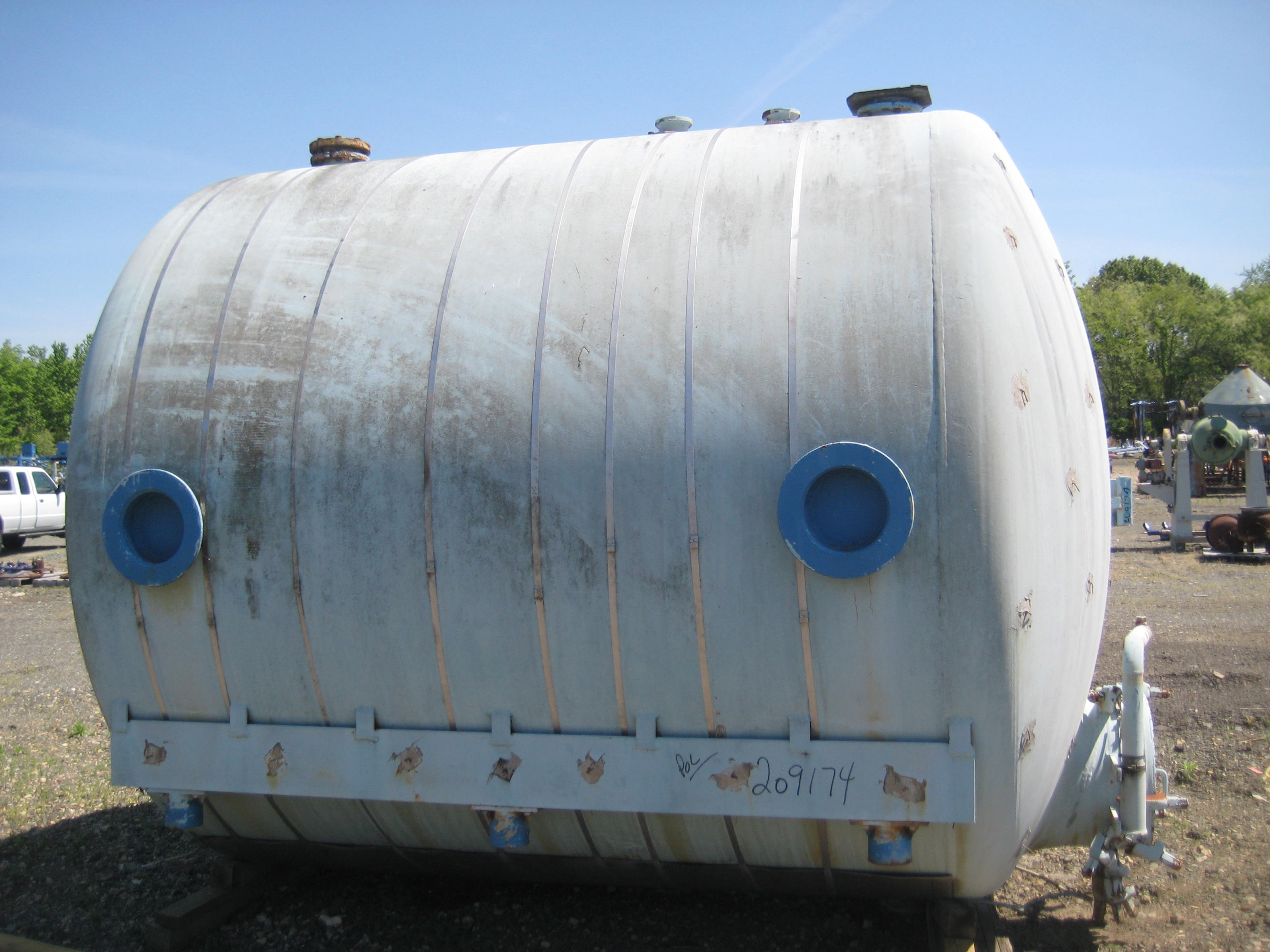 IPP# 209174, 15,142 L (4,000 gallons)  Glasslined  Tank For Sale