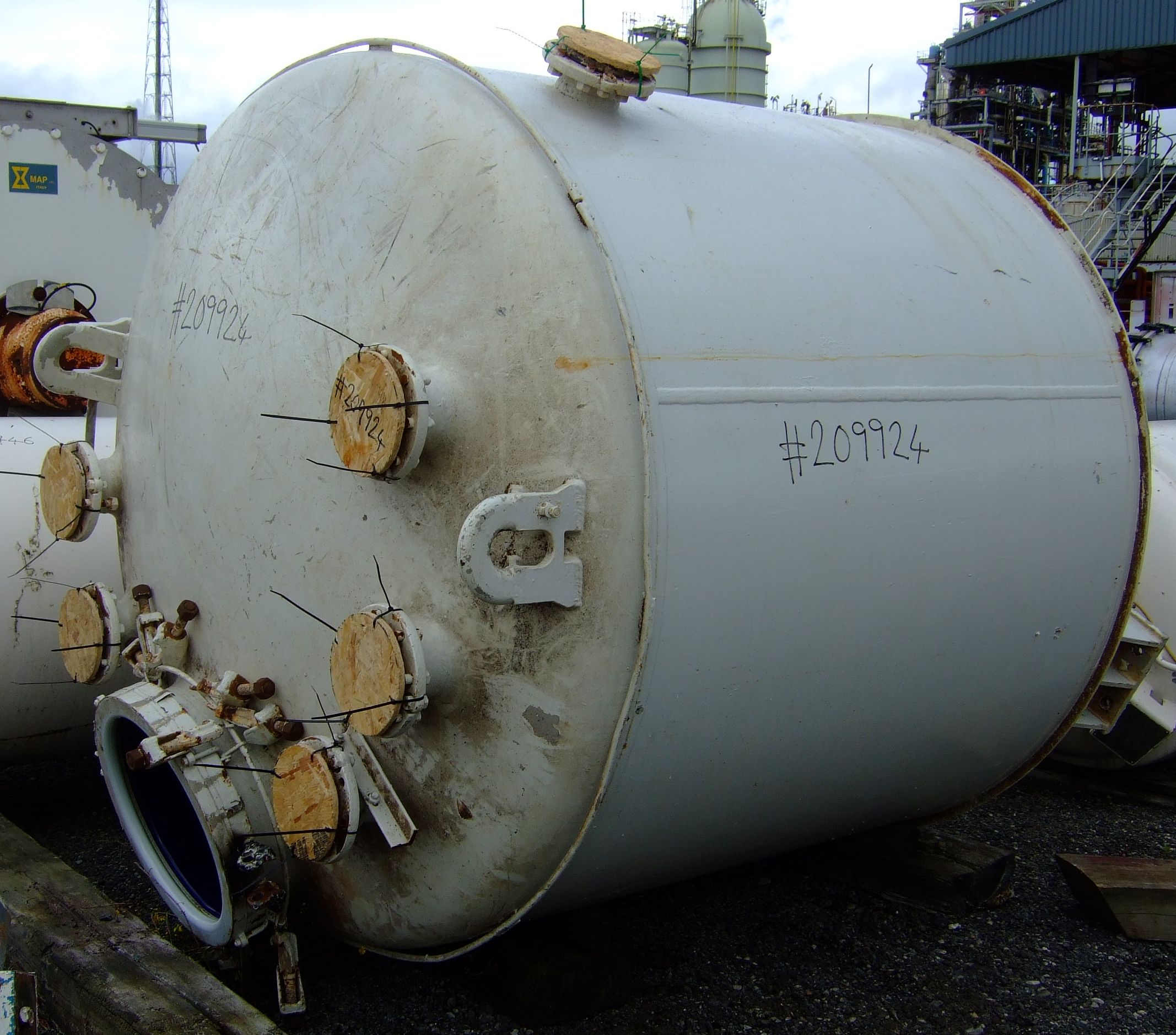   Tank 5,000 L (1,300 gallons) Glasslined For Sale - IPP# 209924