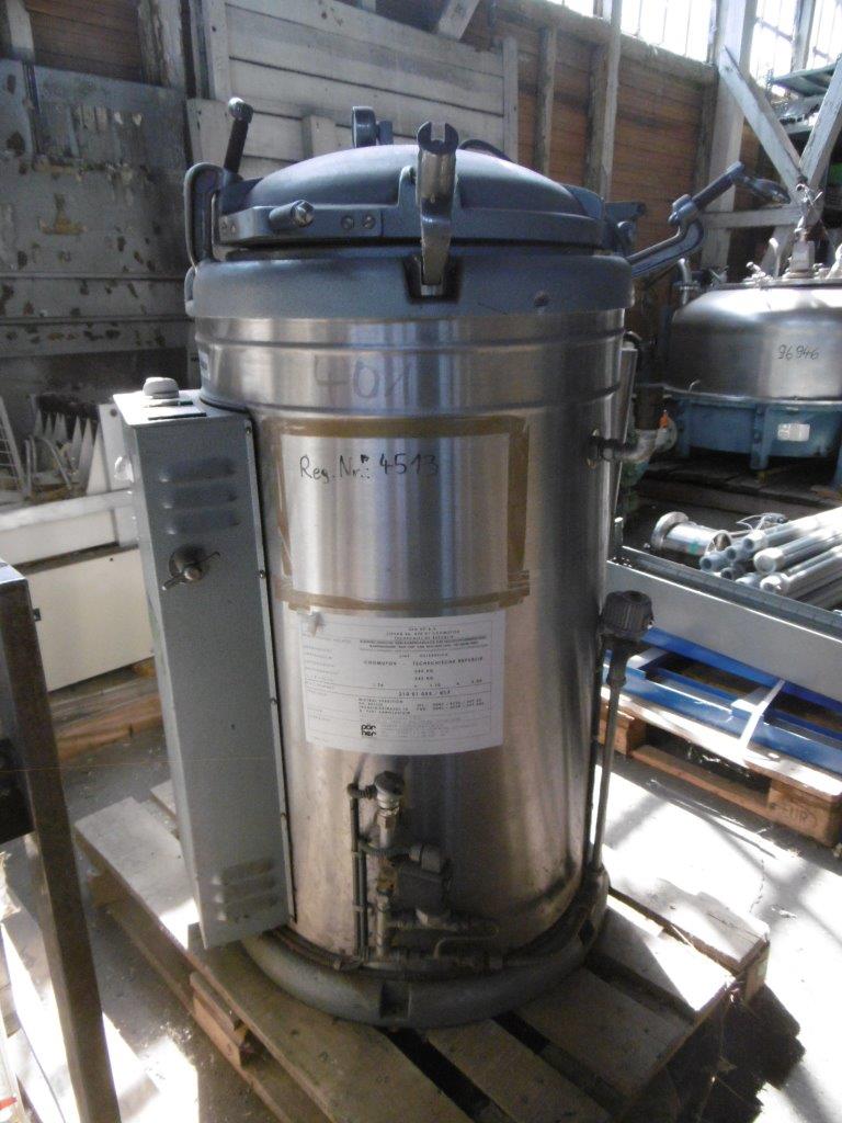 IPP# 201487, 0.22 m3 (7.9 ft3)    Autoclave For Sale