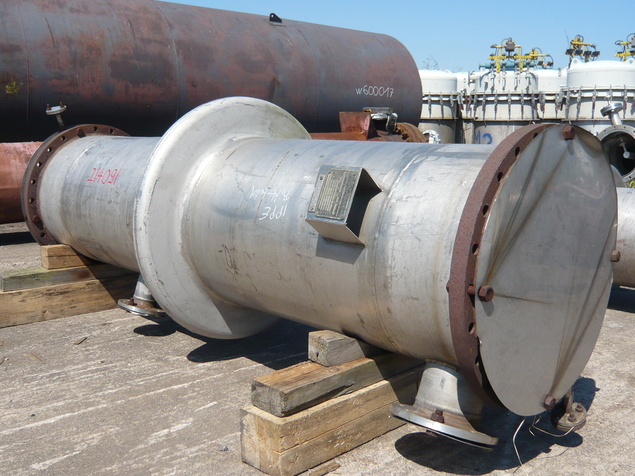 IPP# 214091, 38 m² (409 ft²)  Stainless Steel Austentic Shell and Tube Heat Exchanger For Sale