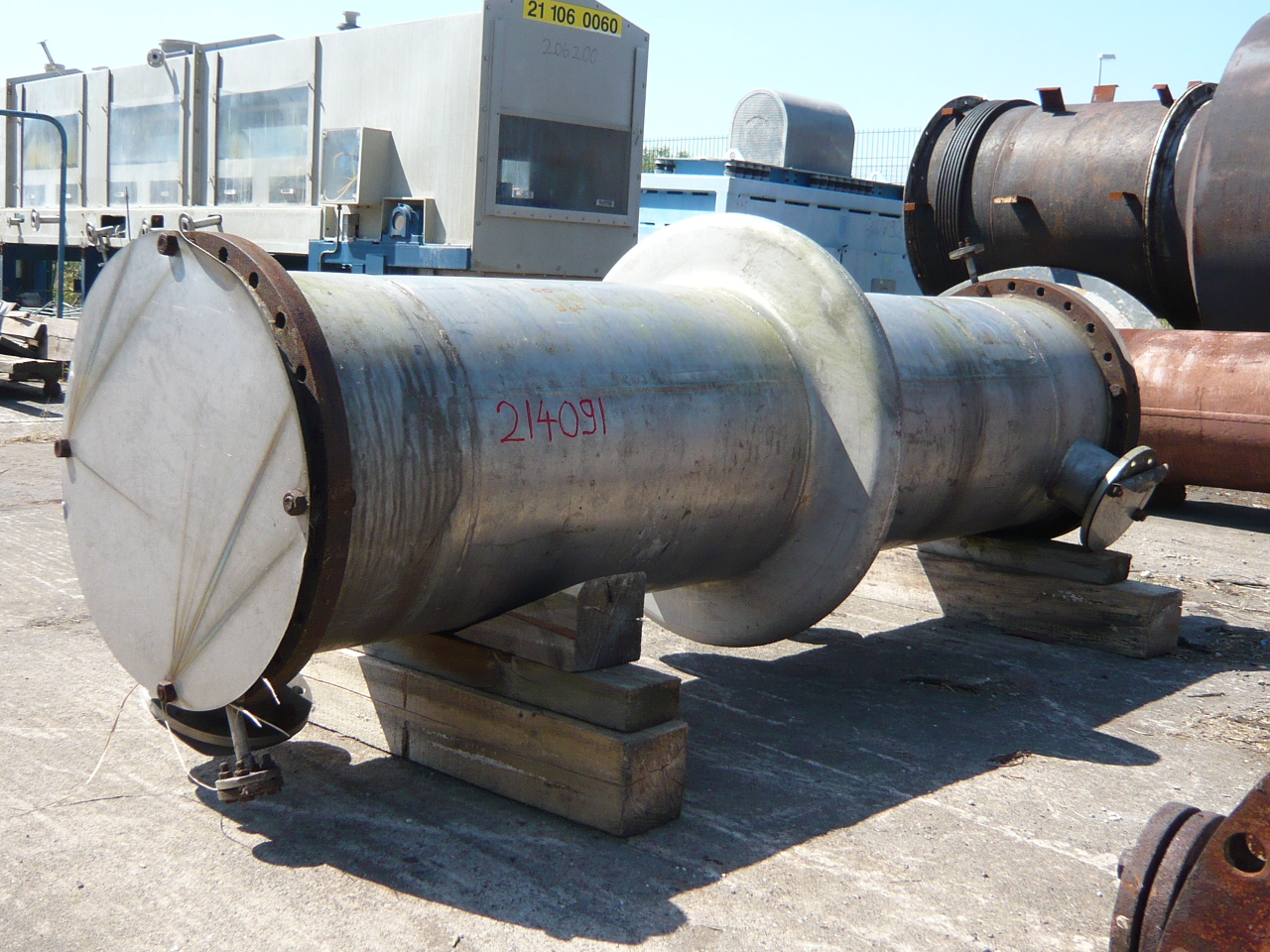 IPP# 214091, 38 m² (409 ft²)  Stainless Steel Austentic Shell and Tube Heat Exchanger For Sale