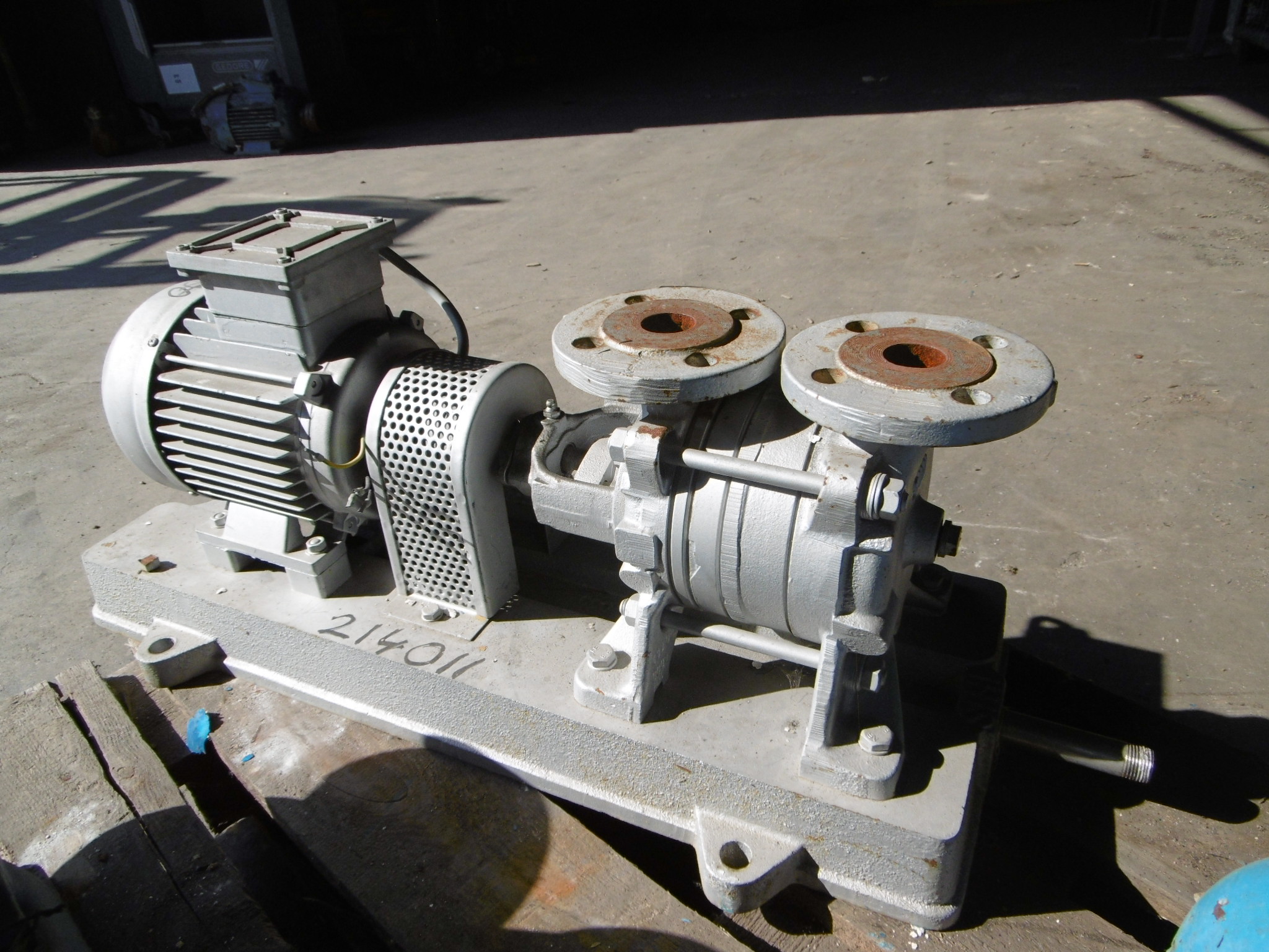 IPP# 214011, 3.5 m3/h (2.1 CFM)    Pump-Vacuum For Sale