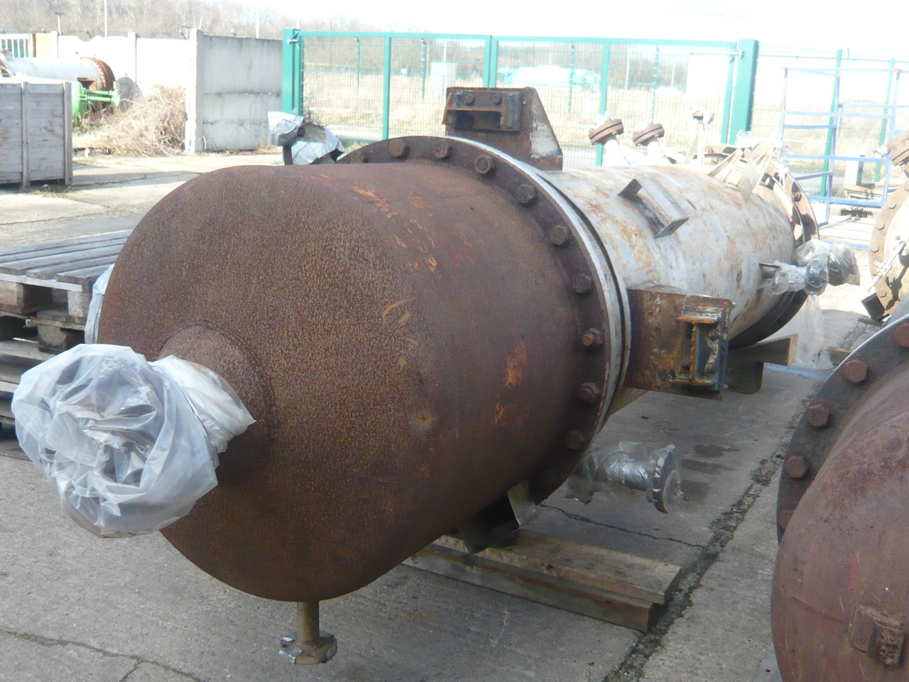 IPP# 214132, 85 m² (914.9 ft²)  Stainless Steel Austentic Shell and Tube Heat Exchanger For Sale