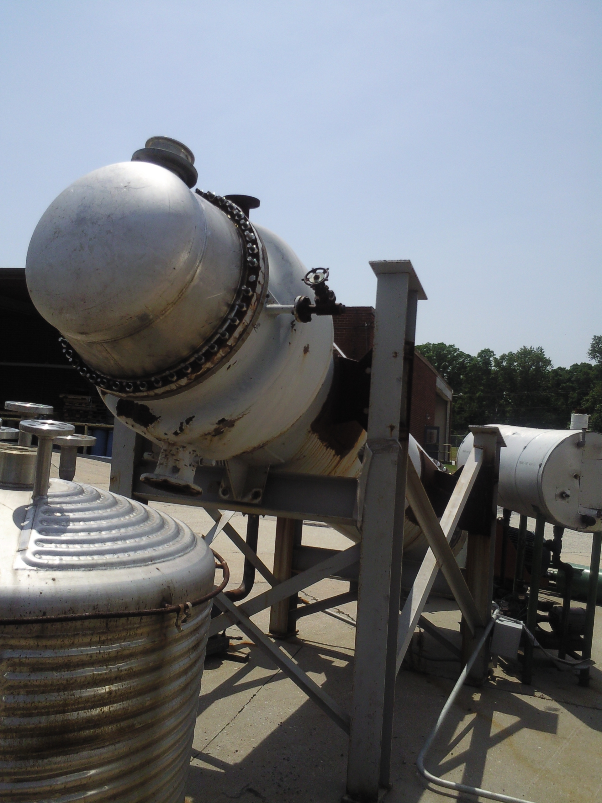 IPP# 214337, 160.7 m² (1,730 ft²)  Stainless Steel 304 Shell and Tube Heat Exchanger For Sale