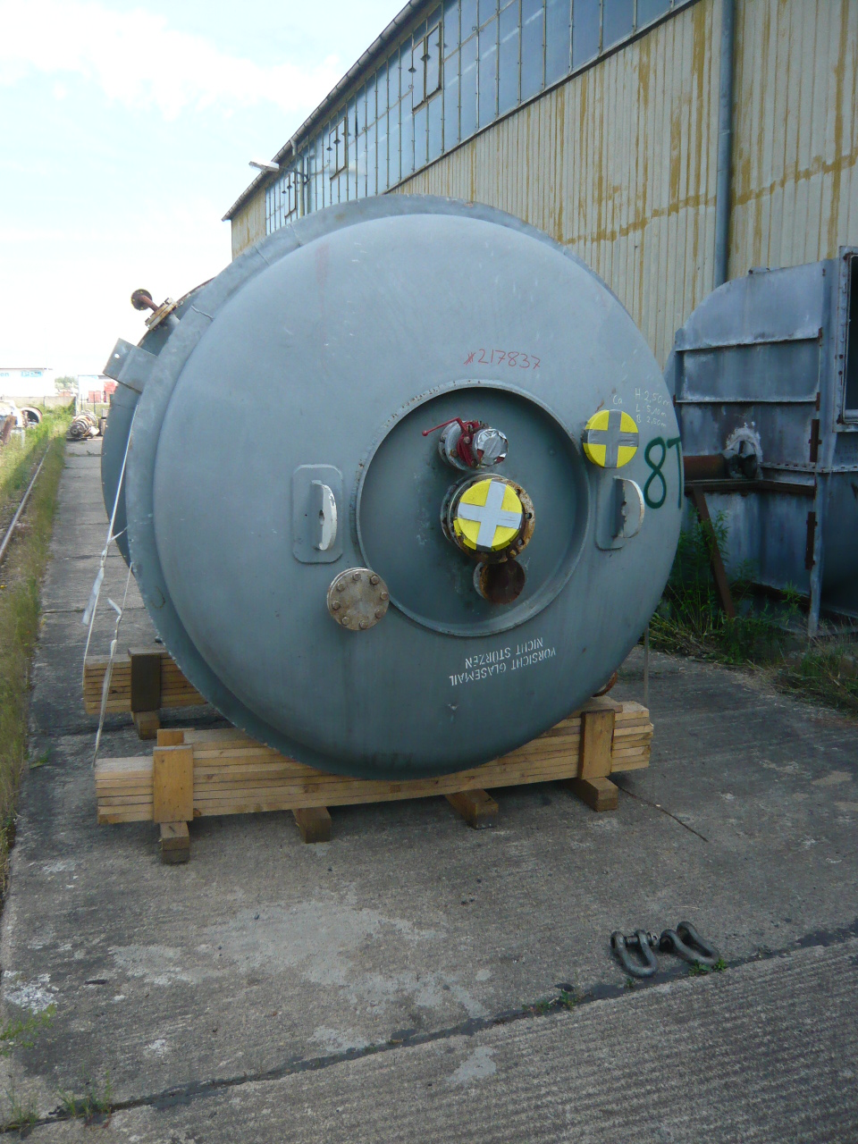 IPP# 217837, 7,595 L (2,006 gallons)  Glasslined Batch-Type Agitated Reactor For Sale