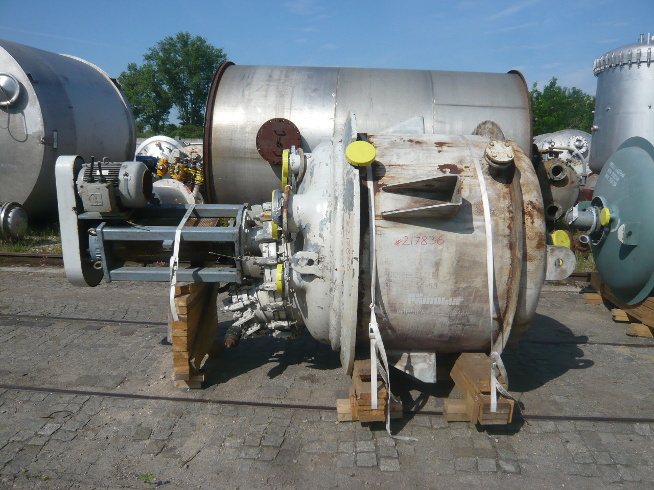 IPP# 217836, 2,050 L (541.6 gallons)  Glasslined Batch-Type Agitated Reactor For Sale