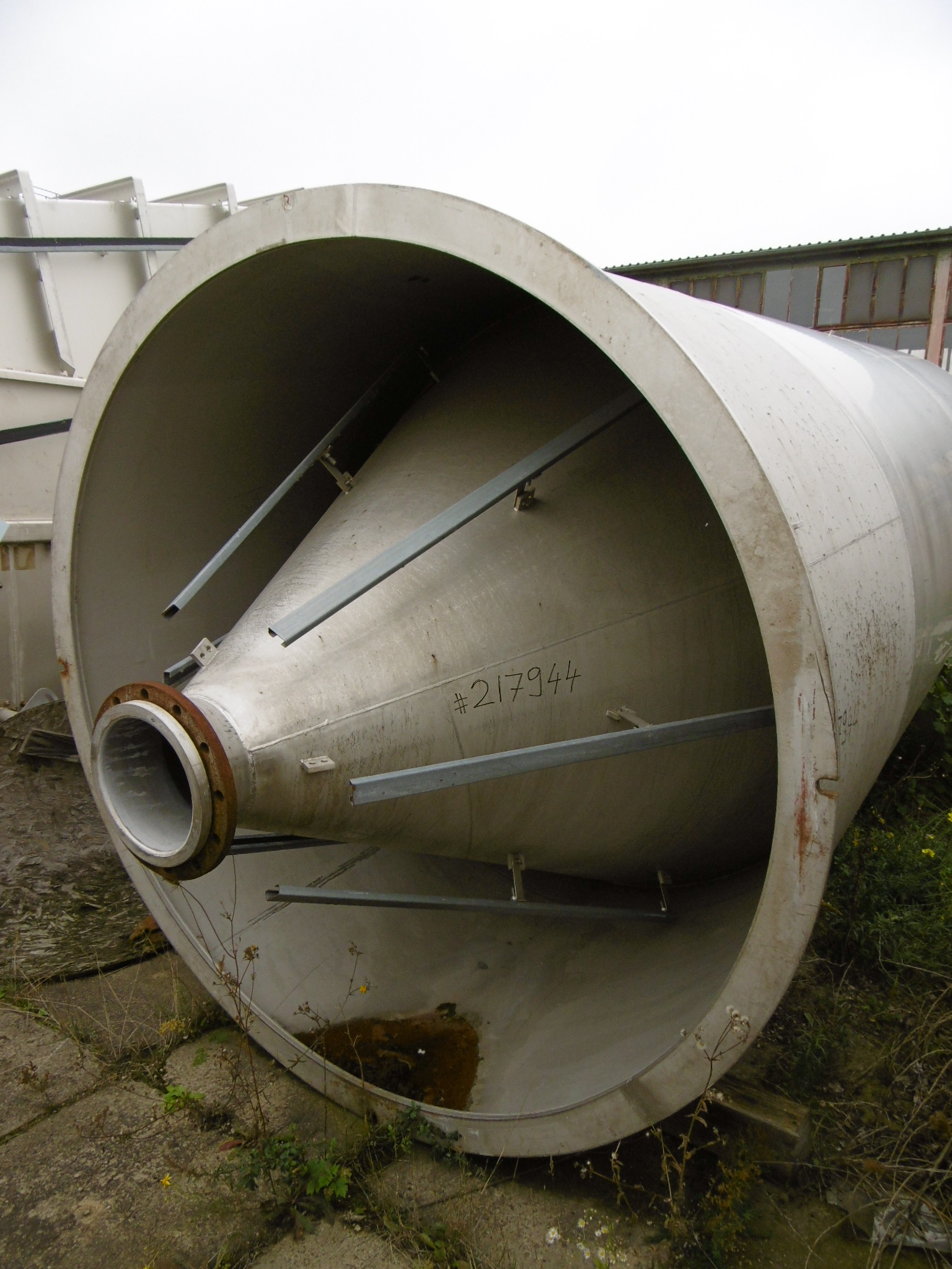 IPP# 217944, 2,142 mm (84.3 in)  Stainless Steel 321 Cyclone Dust Collector For Sale