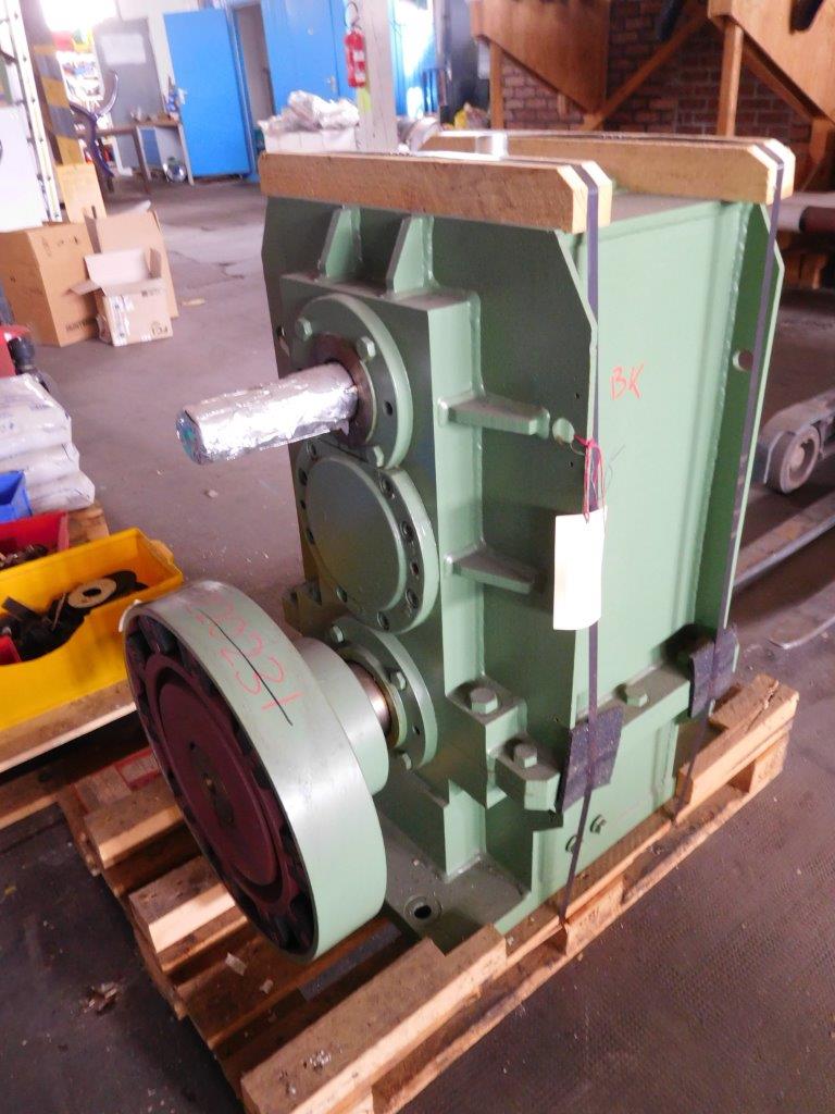 IPP# 217913, 100 kW (134.1 HP)  Carbon Steel  Gear Reducer For Sale