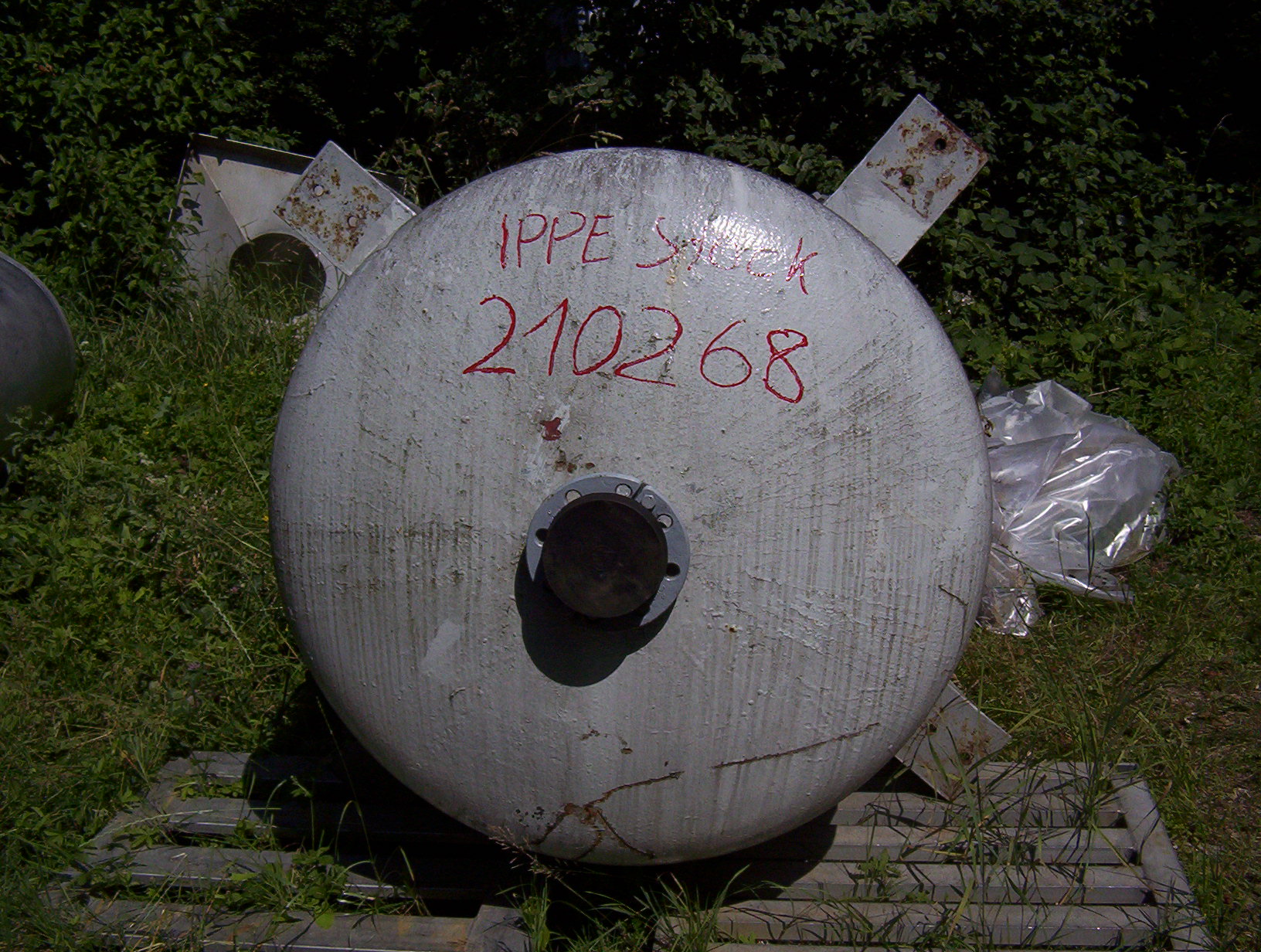 IPP# 210268, 897 L (237 gallons)  Glasslined  Tank For Sale