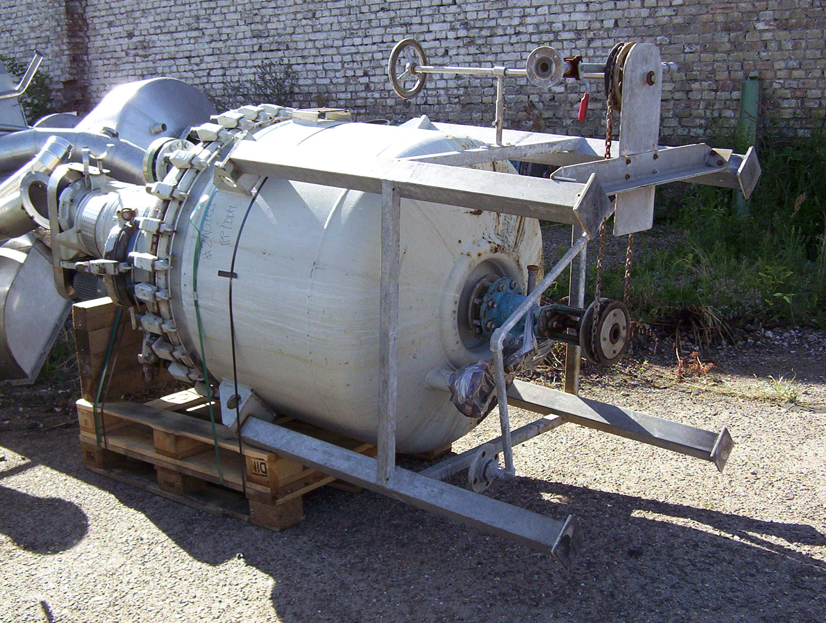 IPP# 210769, 850 L (224.5 gallons)  Glasslined Batch-Type Agitated Reactor For Sale