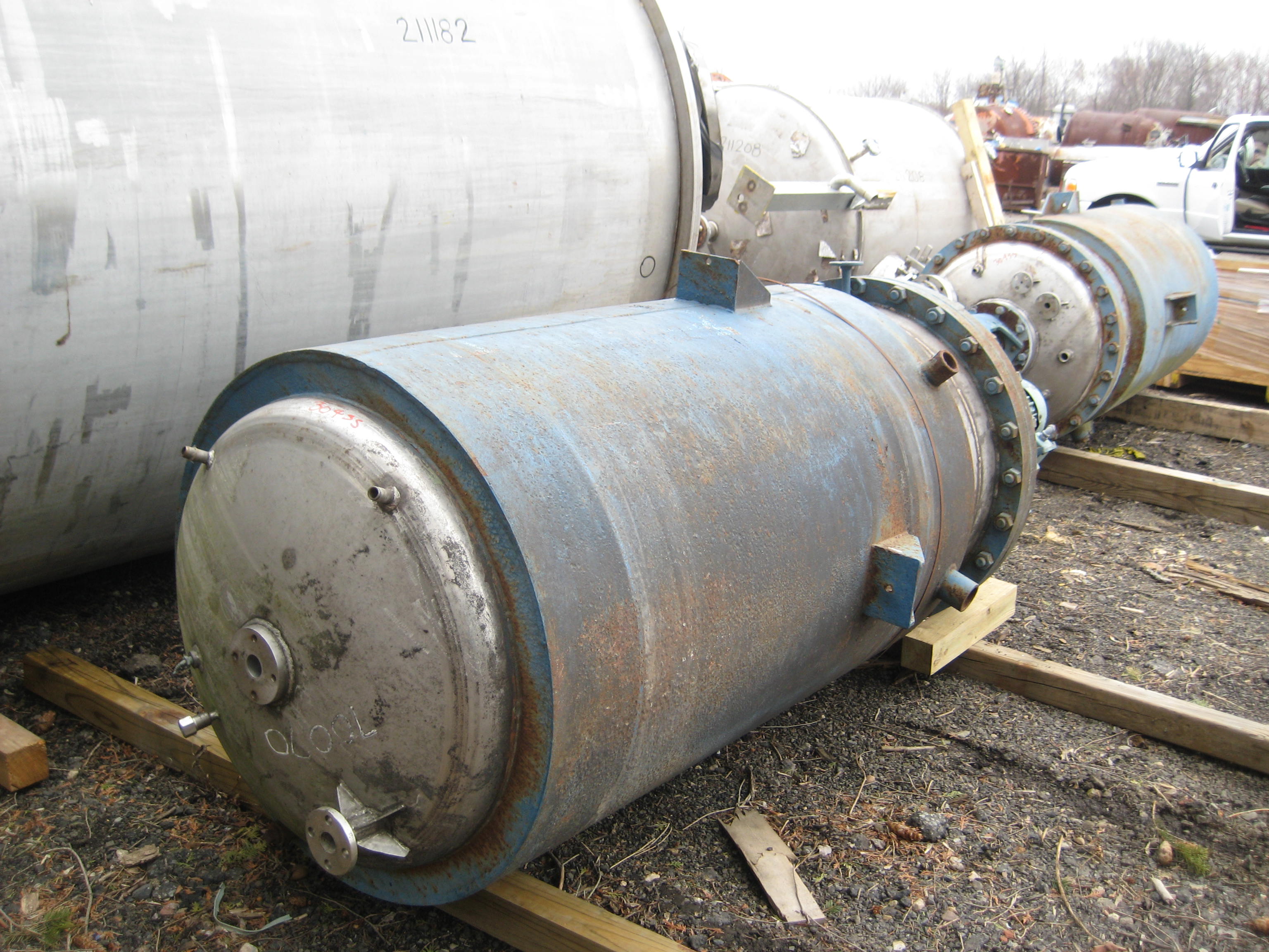 IPP# 210962, 1,041 L (275 gallons)  Stainless Steel 304 Batch-Type Agitated Reactor For Sale