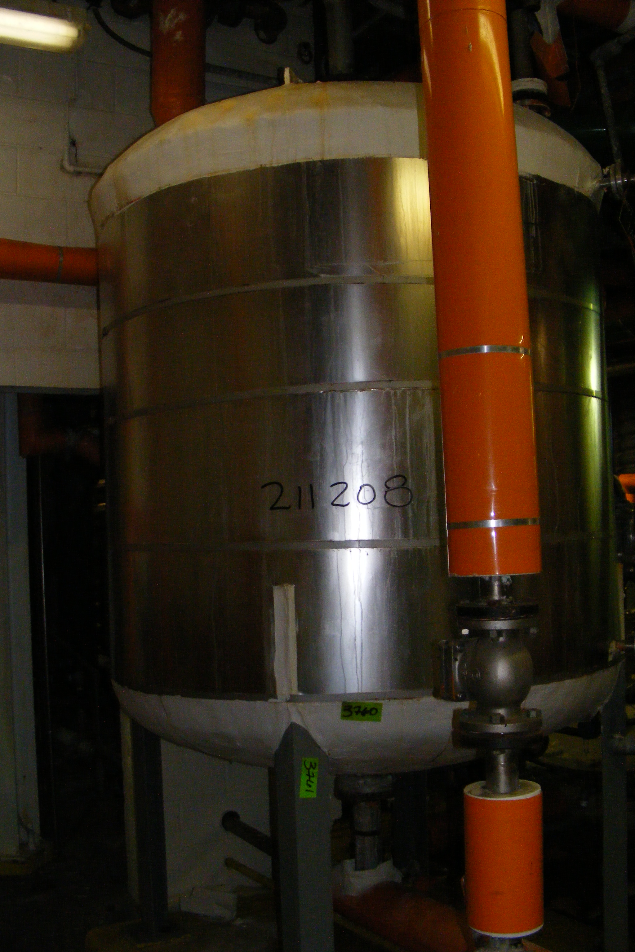 IPP# 211208, 2,839 L (750 gallons)  Stainless Steel 304  Tank For Sale