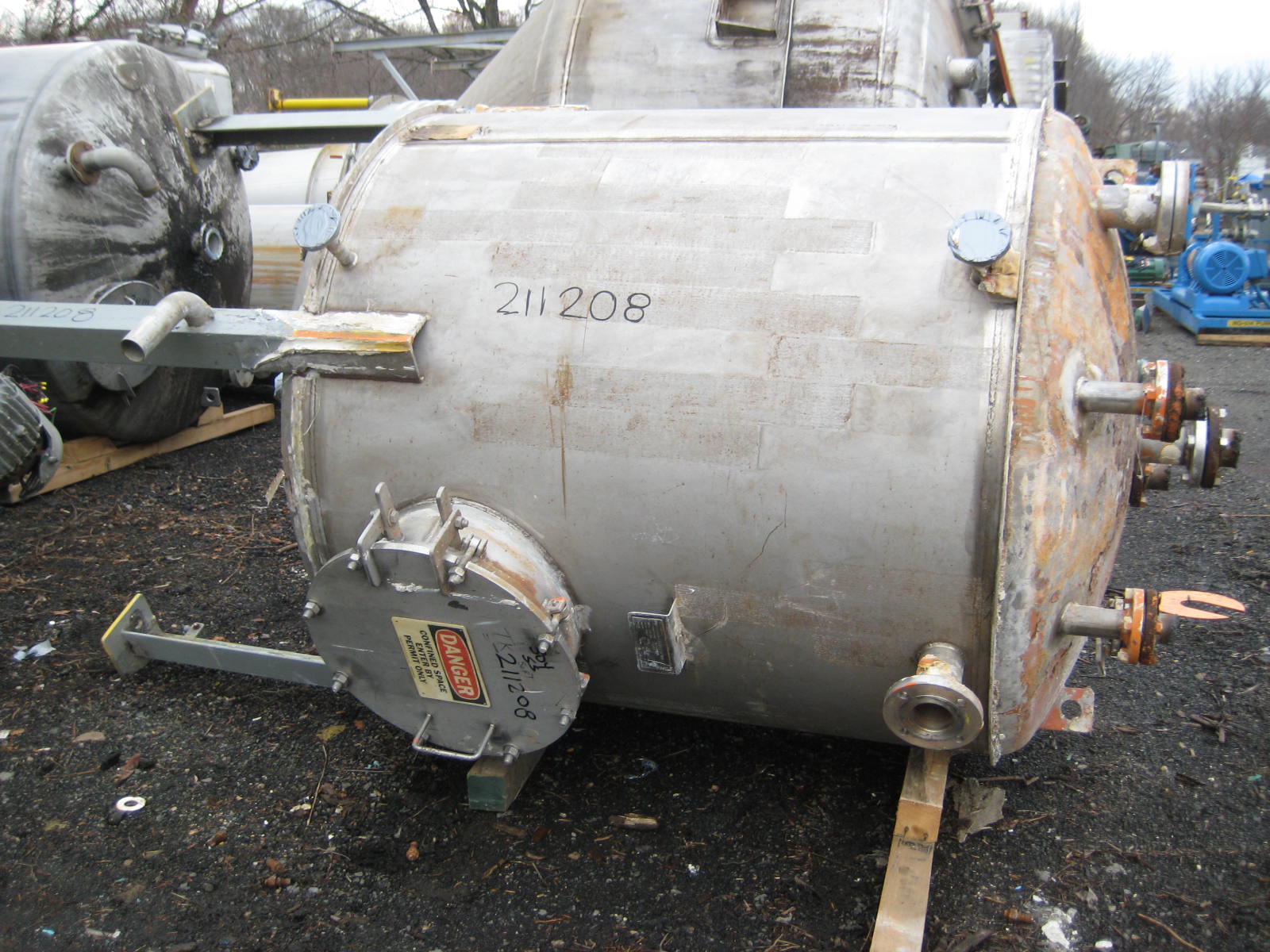 IPP# 211208, 2,839 L (750 gallons)  Stainless Steel 304  Tank For Sale