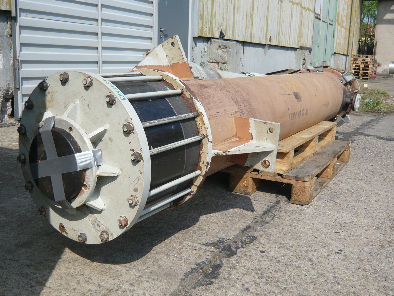 IPP# 211569, 10 m² (107.6 ft²)  Graphite Shell and Tube Heat Exchanger For Sale