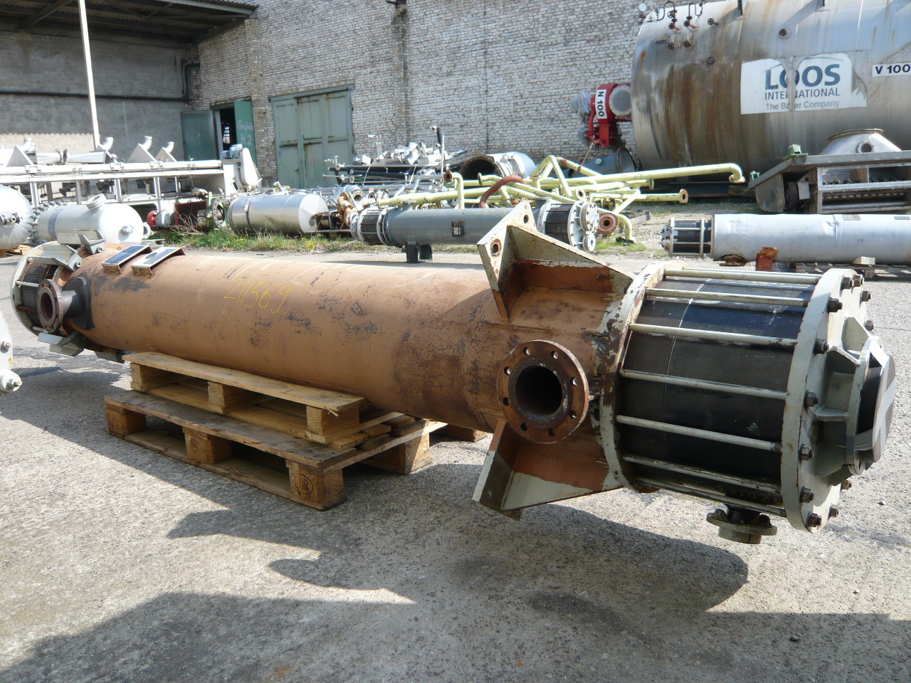 IPP# 211569, 10 m² (107.6 ft²)  Graphite Shell and Tube Heat Exchanger For Sale