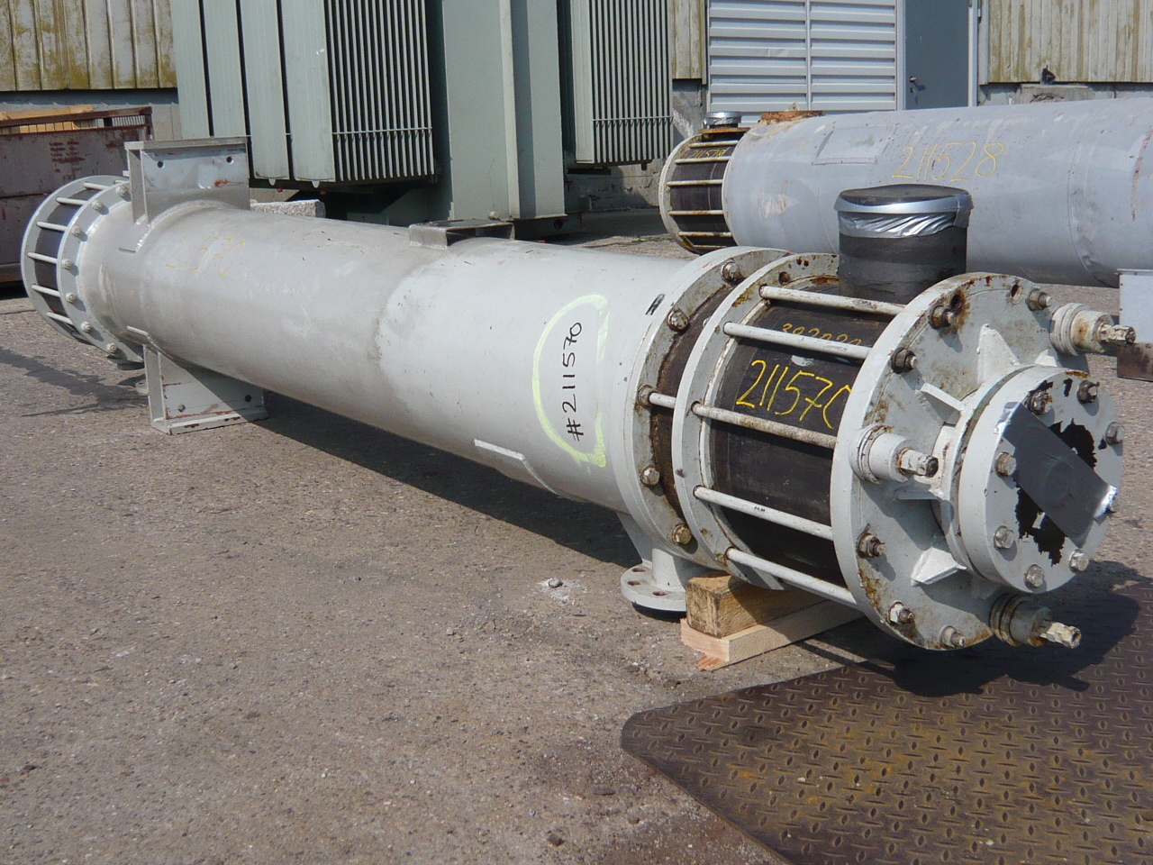 IPP# 211570, 10 m² (107.6 ft²)  Graphite Shell and Tube Heat Exchanger For Sale