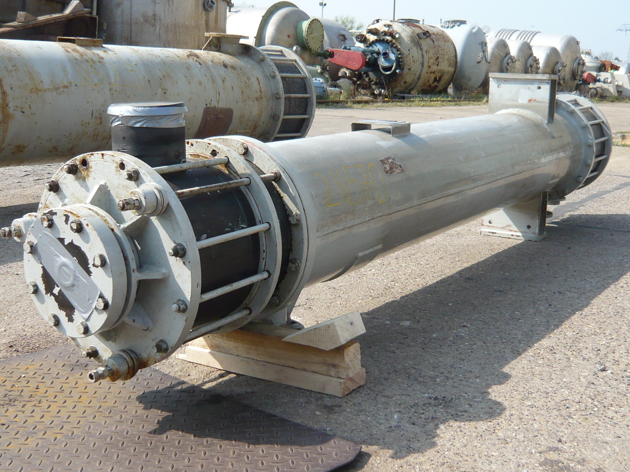 IPP# 211570, 10 m² (107.6 ft²)  Graphite Shell and Tube Heat Exchanger For Sale