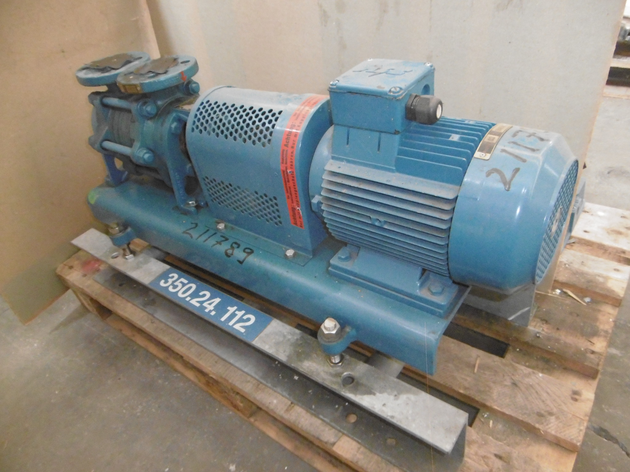 IPP# 211789, 3.5 m3/h (15.4 GPM) Unused Graphite Centrifugal Pump For Sale