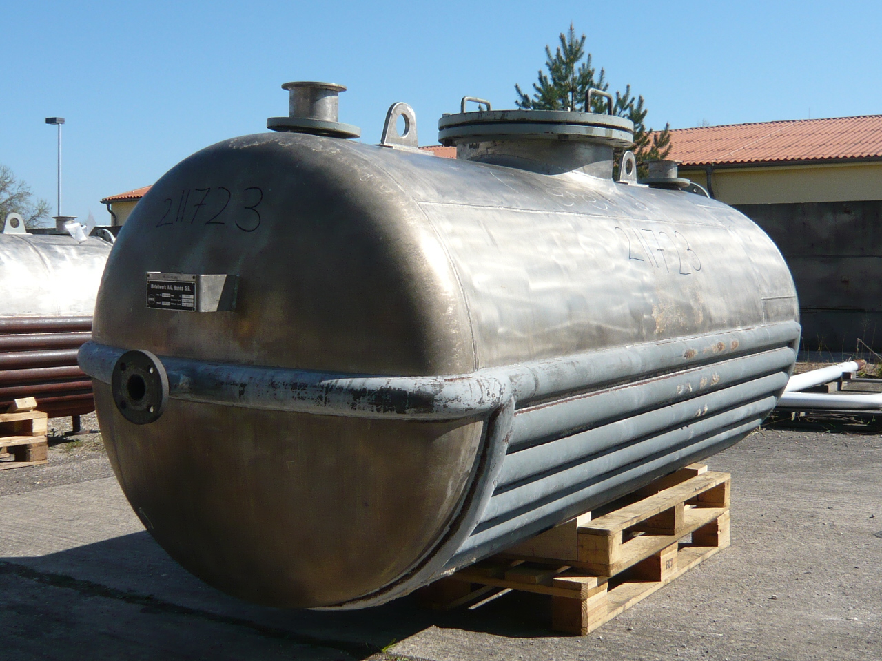 IPP# 211723, 2,500 L (660.4 gallons)  Stainless Steel 316  Tank For Sale