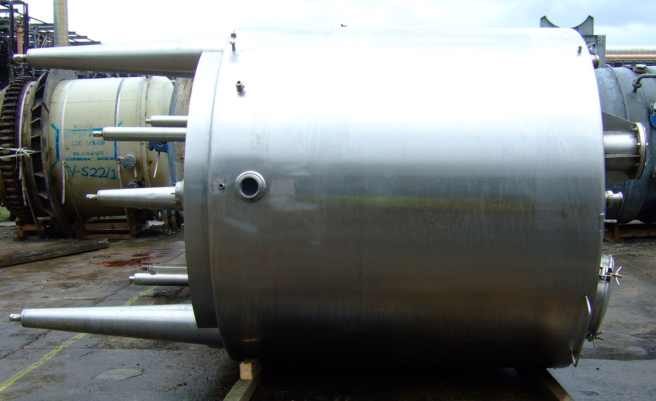 IPP# 211959, 8,000 L (2,113 gallons)  Stainless Steel 321  Tank For Sale