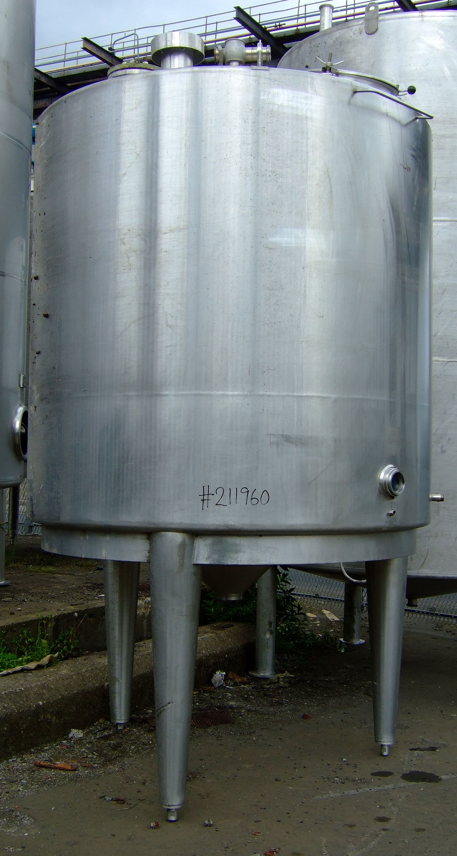 IPP# 211960, 8,000 L (2,113 gallons)  Stainless Steel 316  Tank For Sale