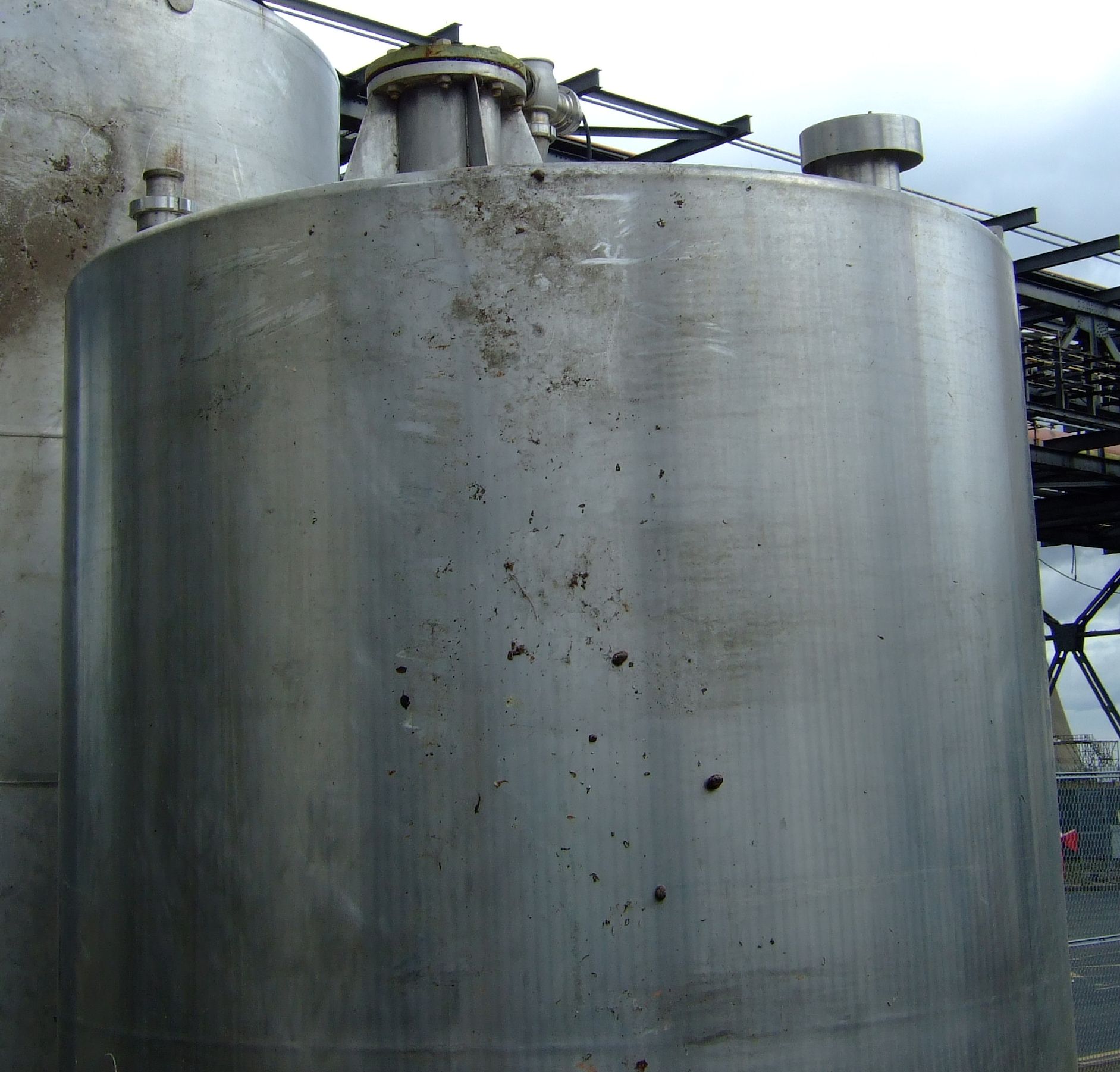 IPP# 211960, 8,000 L (2,113 gallons)  Stainless Steel 316  Tank For Sale