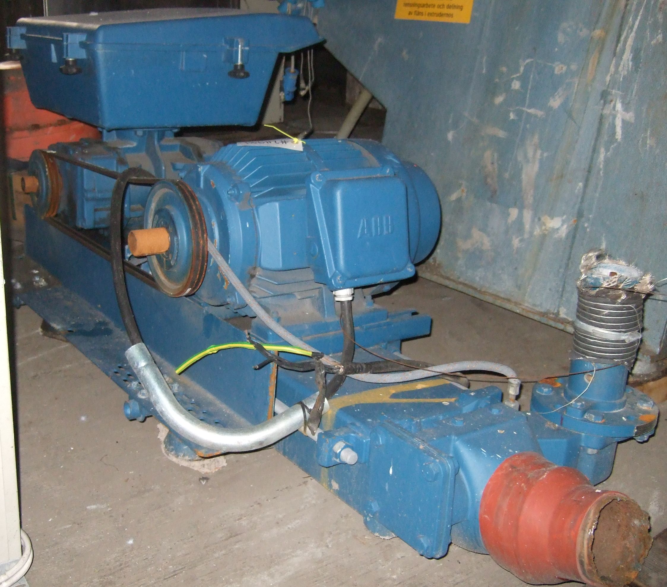 IPP# 211981, 8.2 m3/h (4.8 CFM)  Carbon Steel  Blower For Sale