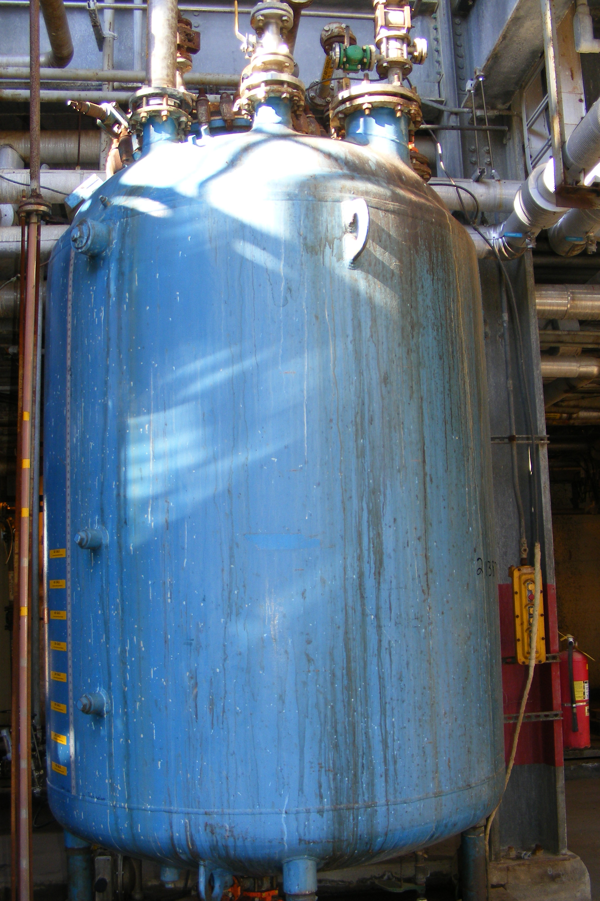 IPP# 213873, 3,785 L (1,000 gallons)  Glasslined Batch-Type Agitated Reactor For Sale