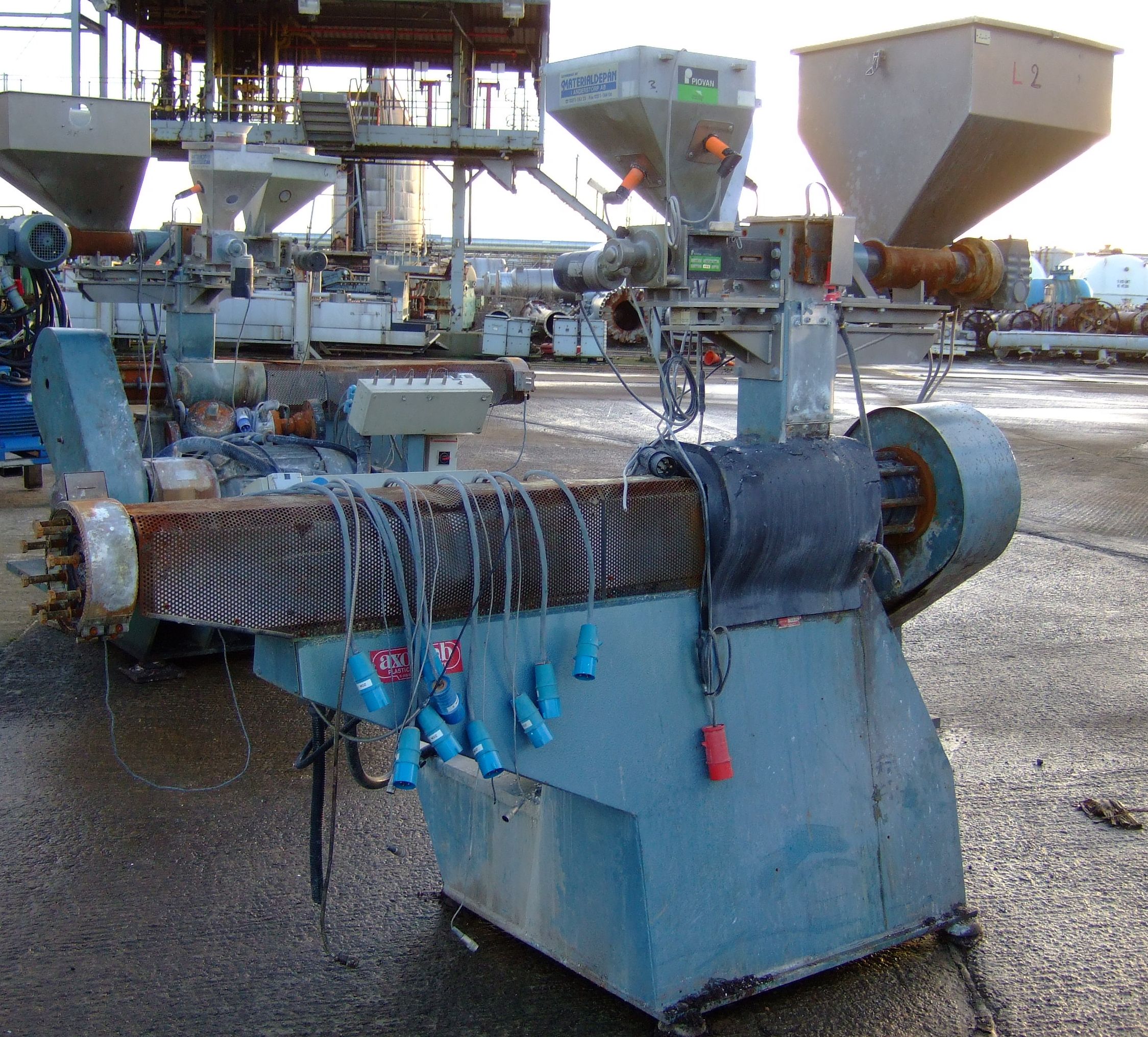 IPP# 224193, 60 mm (2.4 in)  Carbon Steel  Extruder For Sale