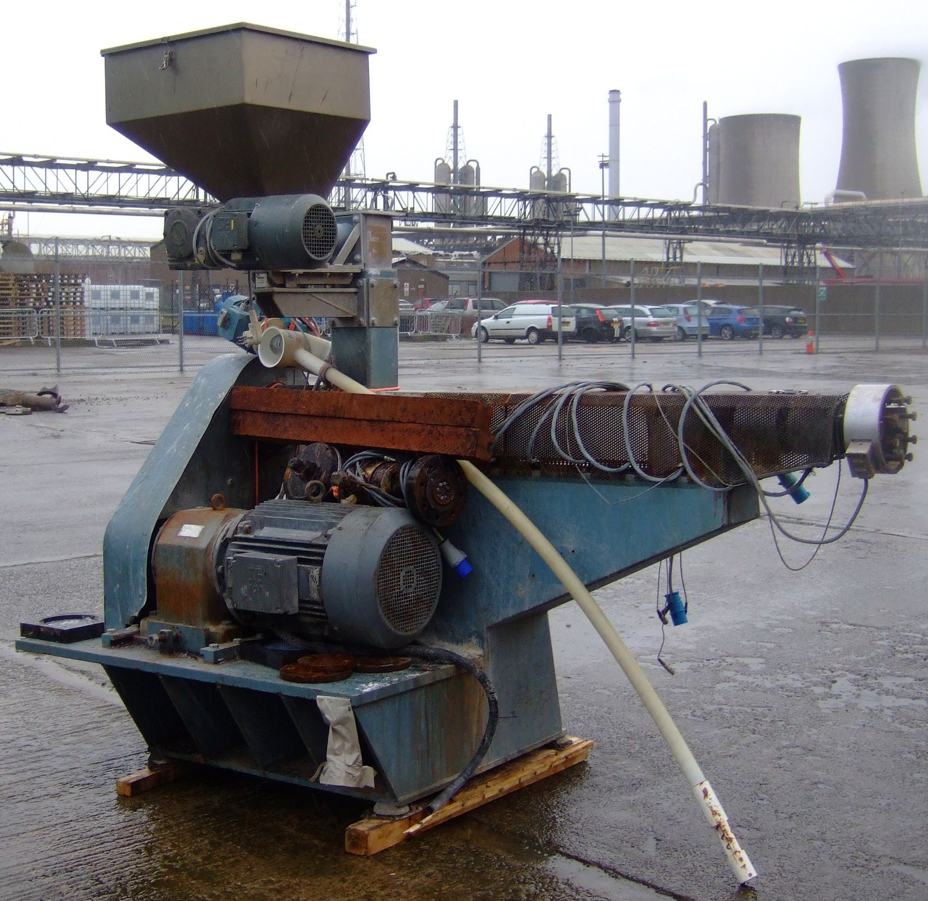 IPP# 224194, 60 mm (2.4 in)  Carbon Steel  Extruder For Sale