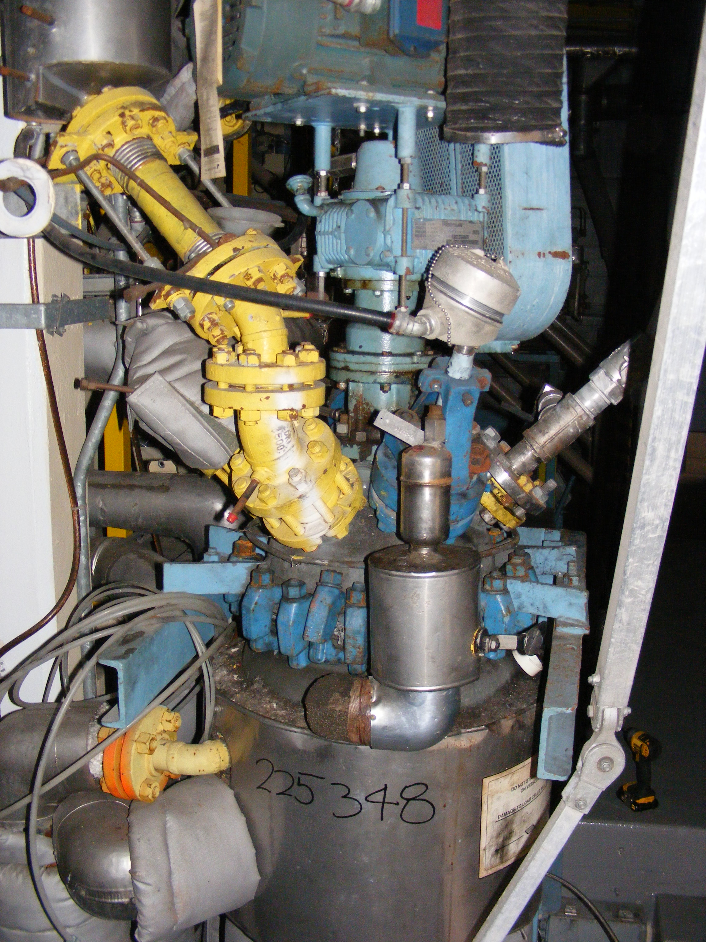  Batch-Type Agitated Reactor 37.9 L (10 gallons) Glasslined For Sale - IPP# 225348