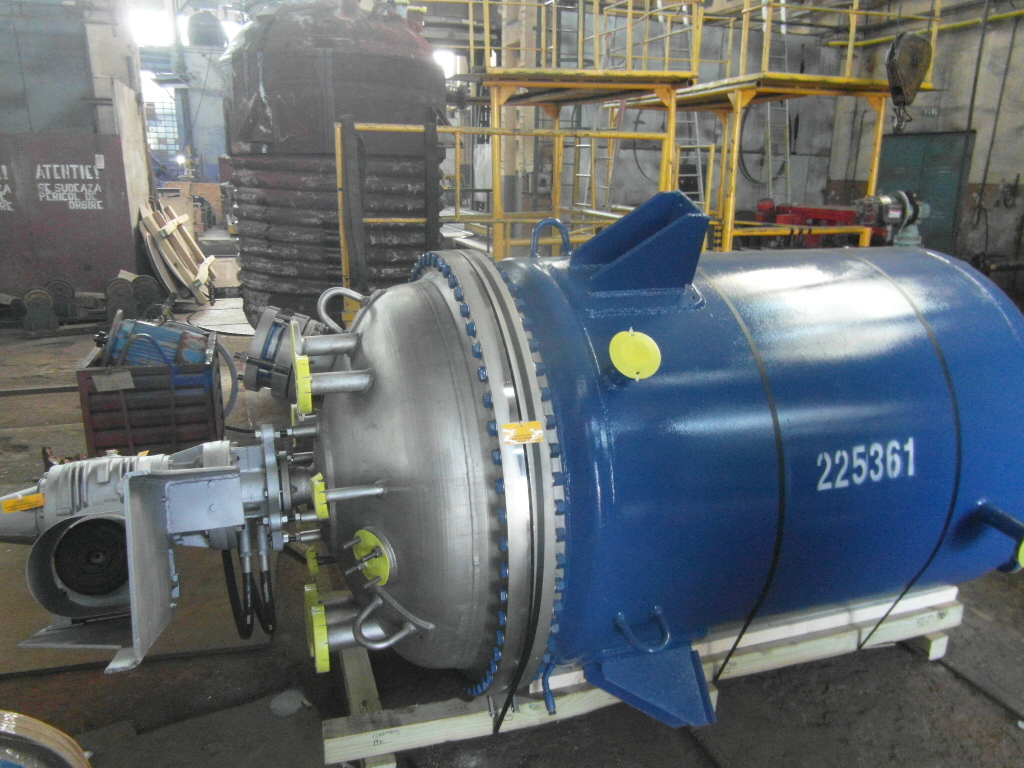  Batch-Type Agitated Reactor 1,900 L (500 gallons) Stainless Steel 316 For Sale - IPP# 225361