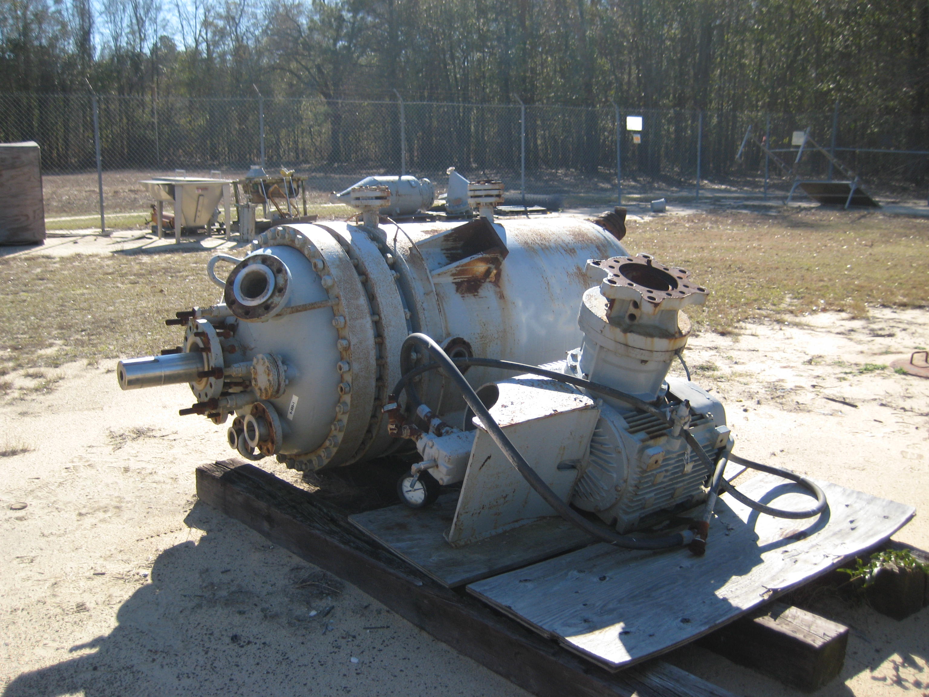 IPP# 228173, 832.8 L (220 gallons)  Stainless Steel 316 Batch-Type Agitated Reactor For Sale