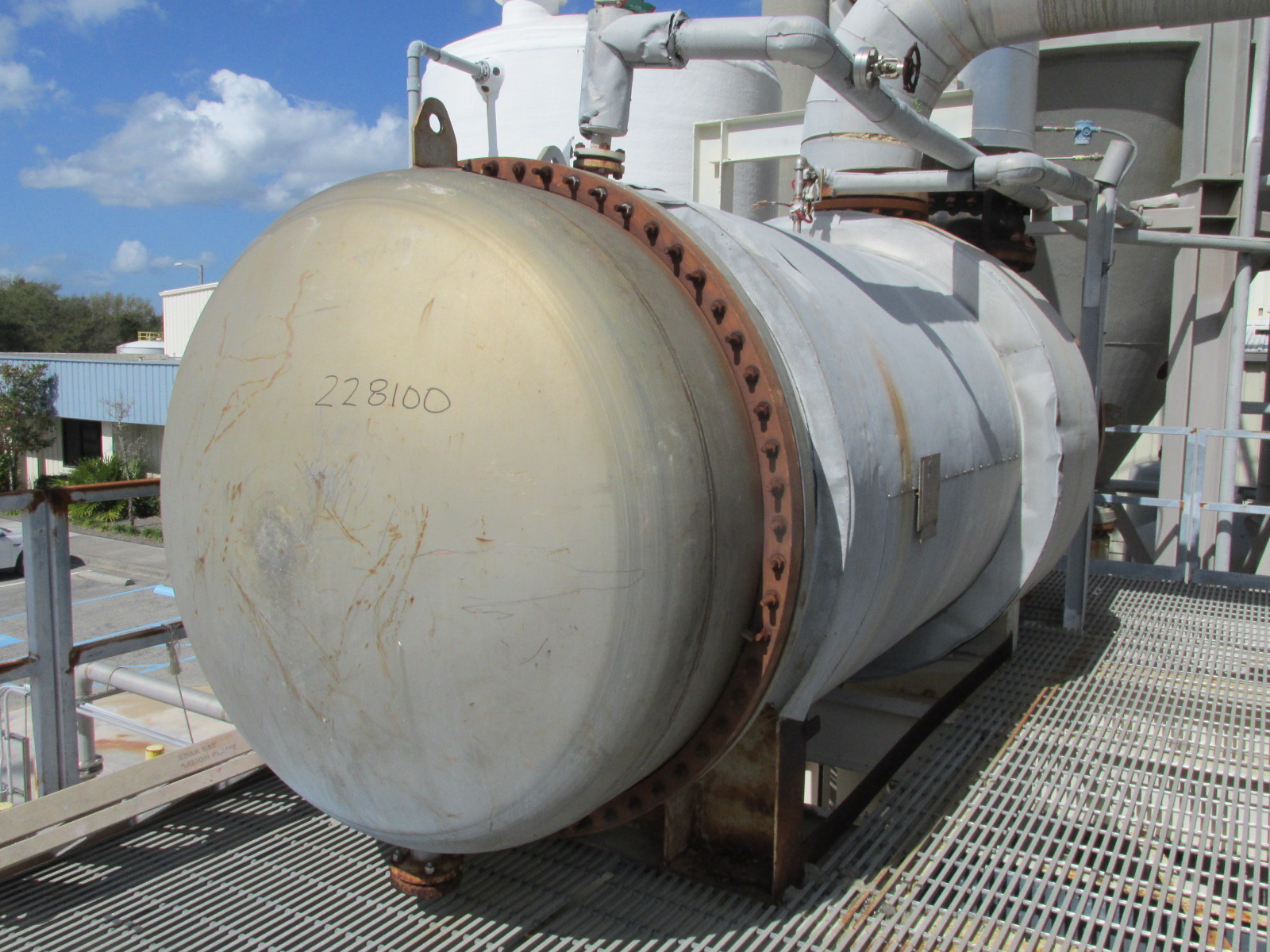 IPP# 228100, 529.5 m² (5,700 ft²)  Titanium Shell and Tube Heat Exchanger For Sale