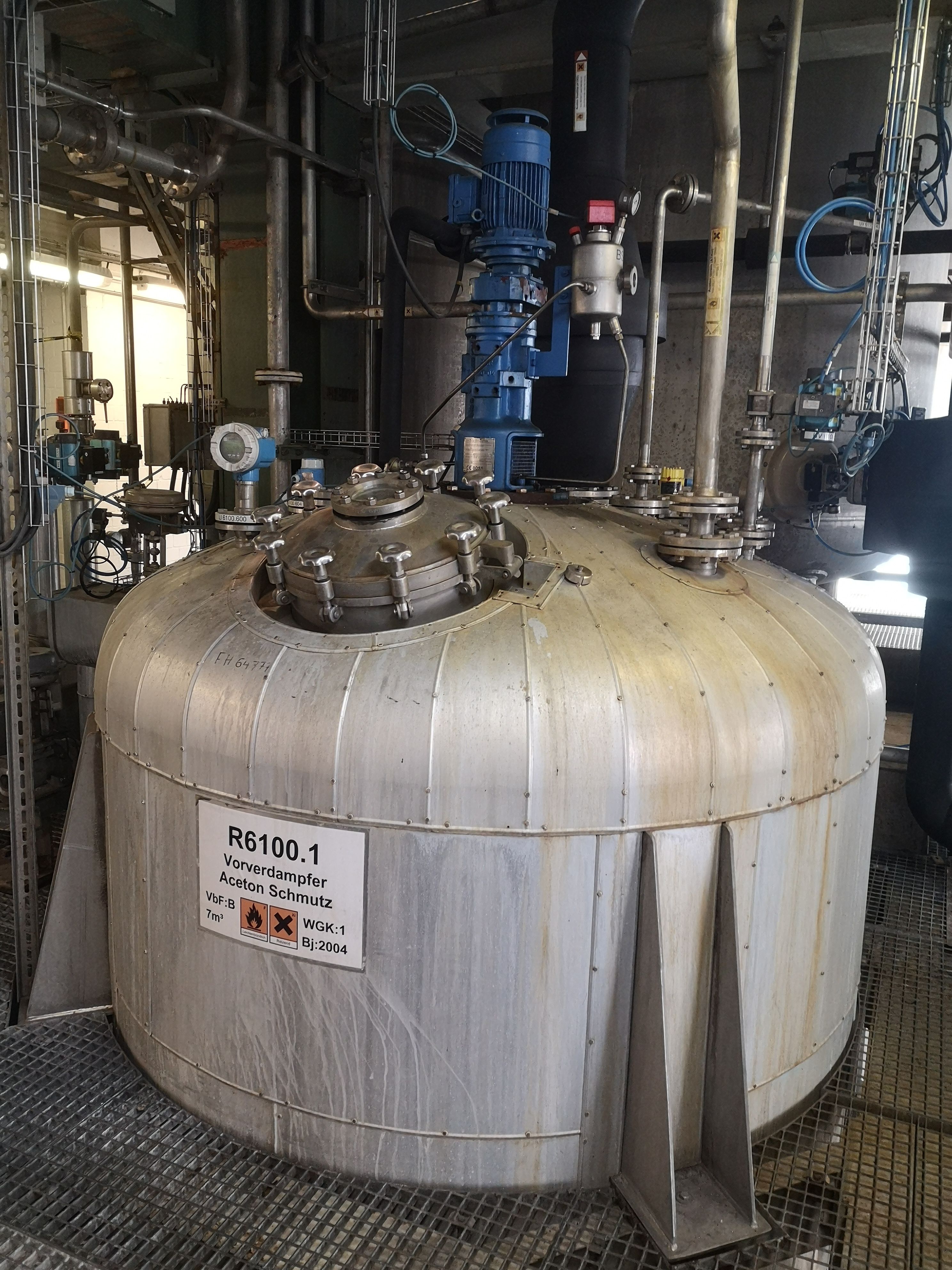 IPP# 228314, 6,990 L (1,847 gallons)  Stainless Steel Austentic Batch-Type Agitated Reactor For Sale