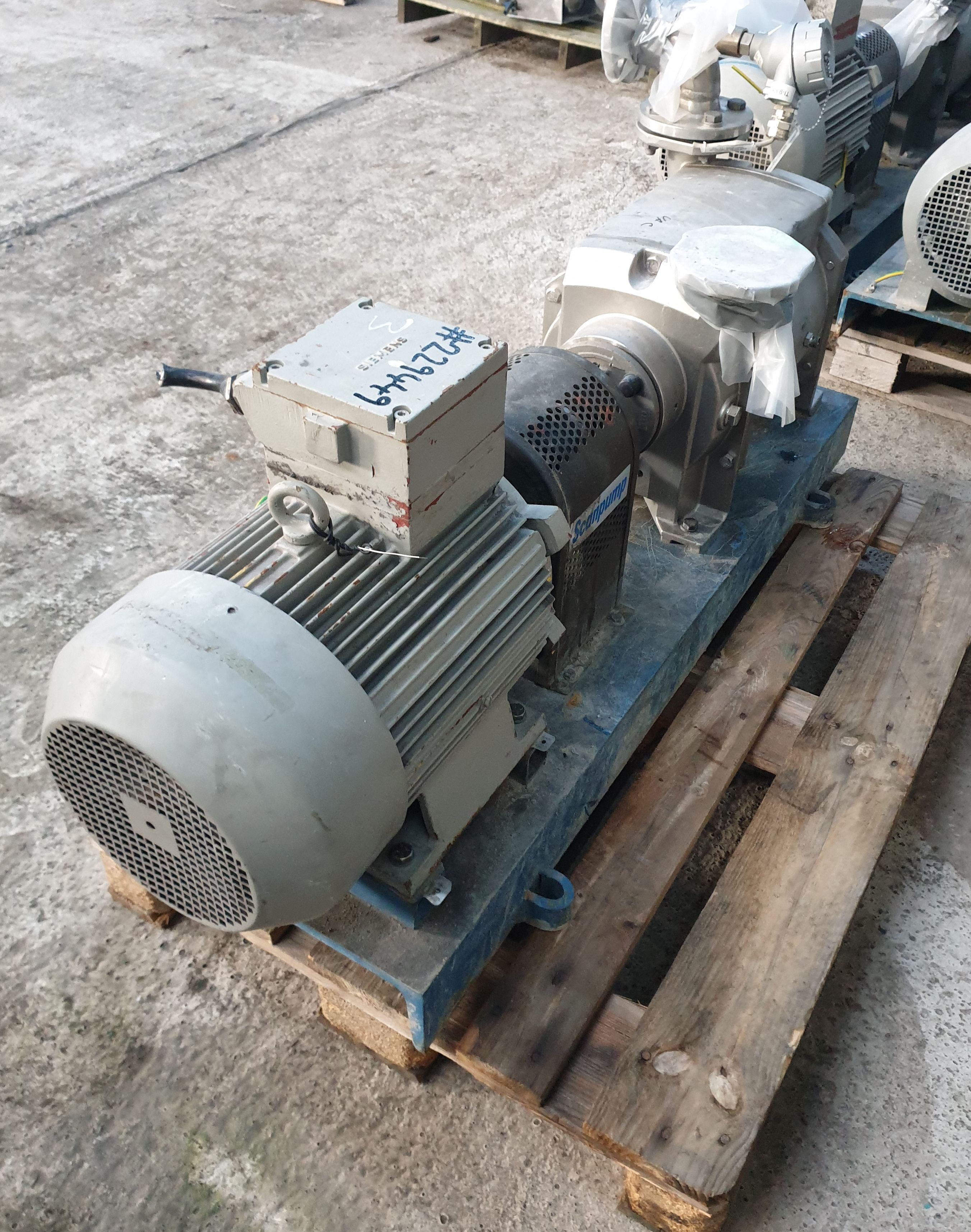 IPP# 229449, 465 m3/h (273.7 CFM)  Stainless Steel 316  Pump-Vacuum For Sale