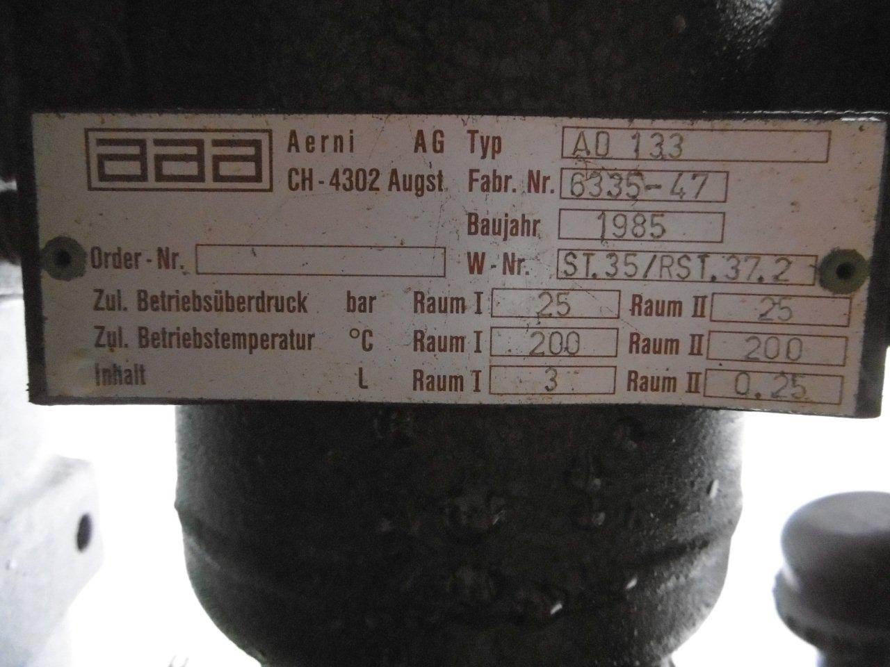 IPP# 220452, 1,180 L (311.7 gallons)  Glasslined Batch-Type Agitated Reactor For Sale